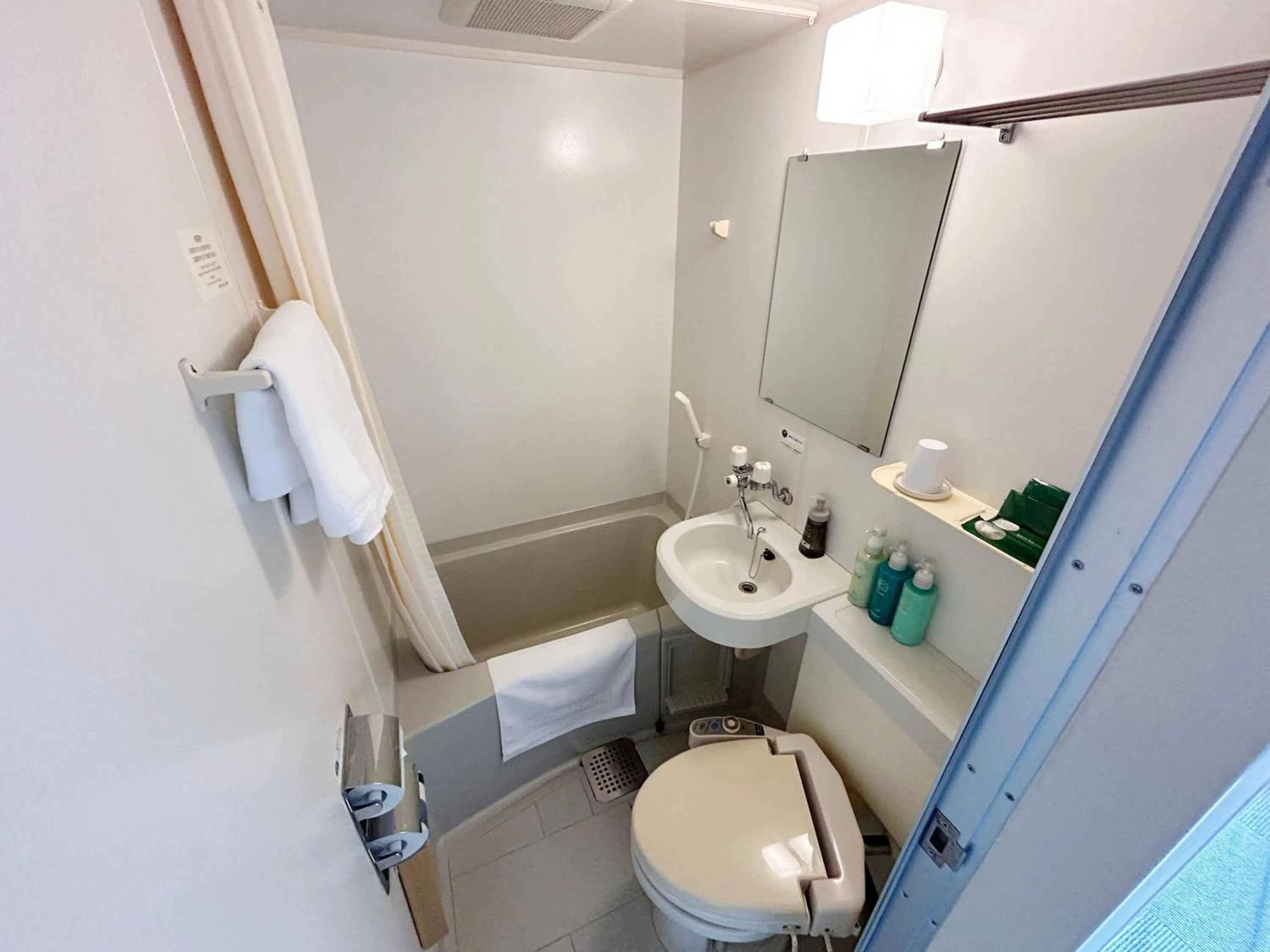 Single Room - single occupancy - Non-Smoking in Hotel Route-Inn Mojiko