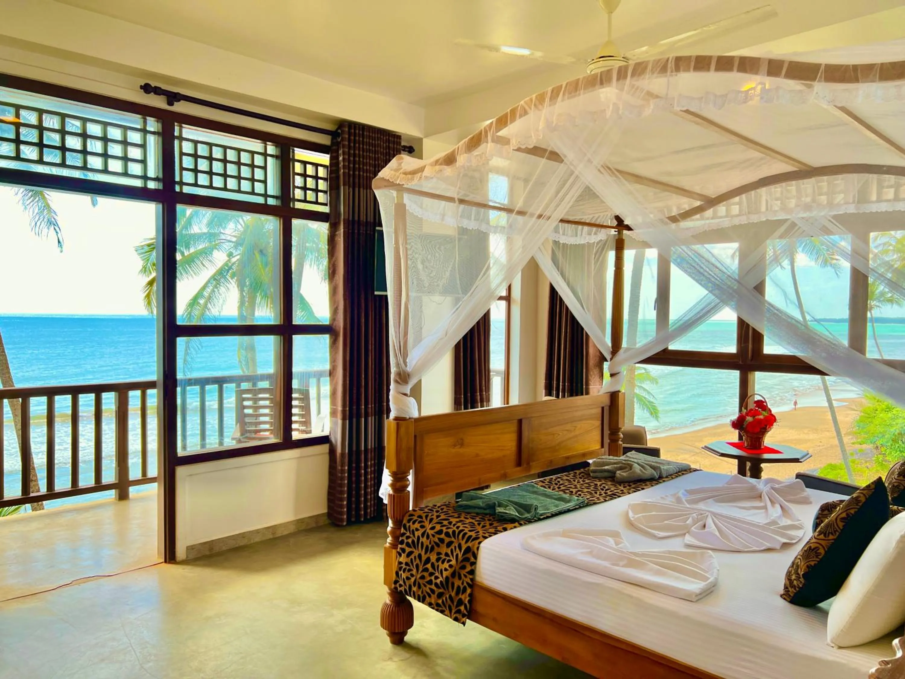 King Suite in Top Secret Beach Hotel