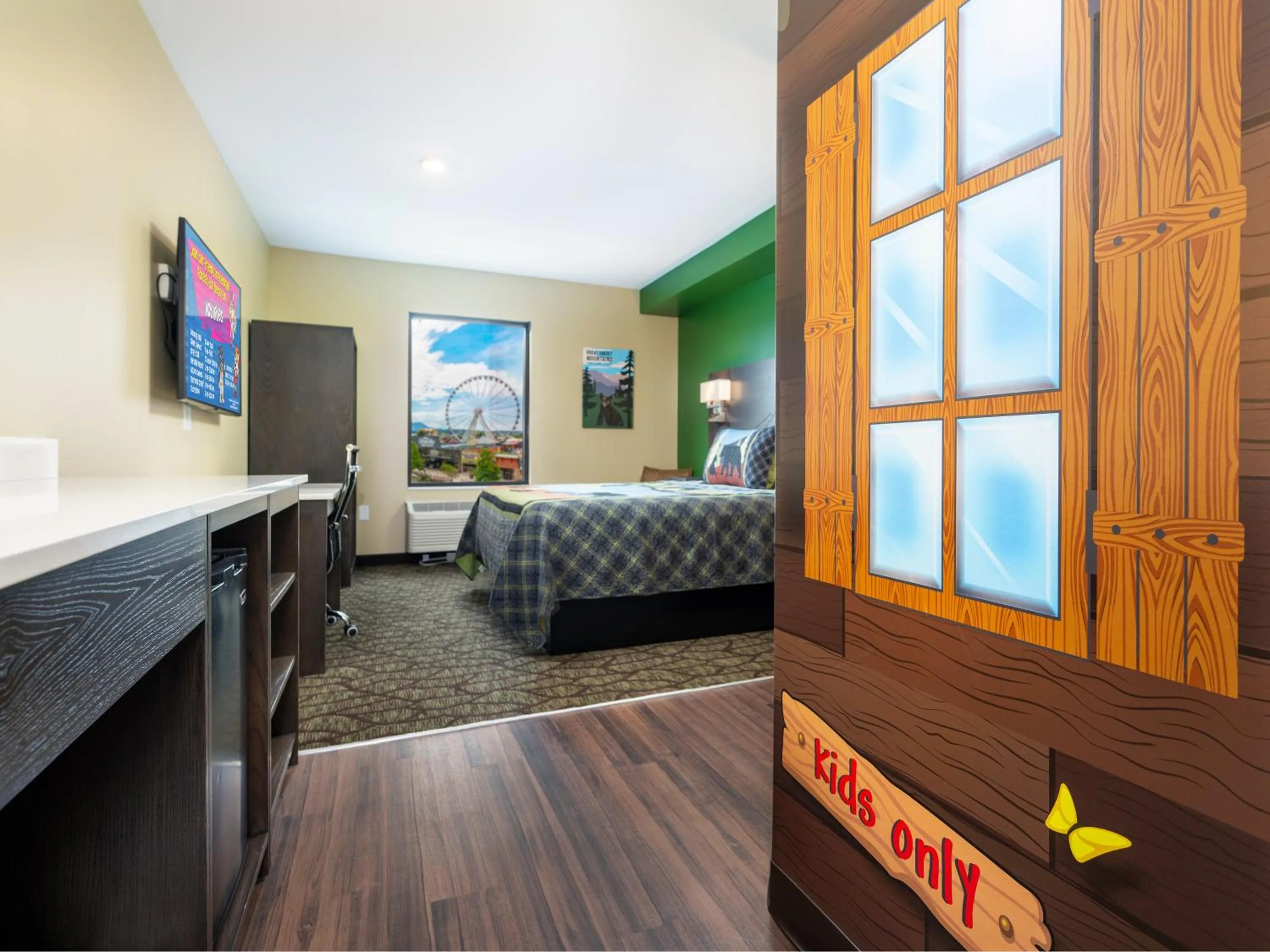 Family Junior Suite in Country Cascades Waterpark Resort