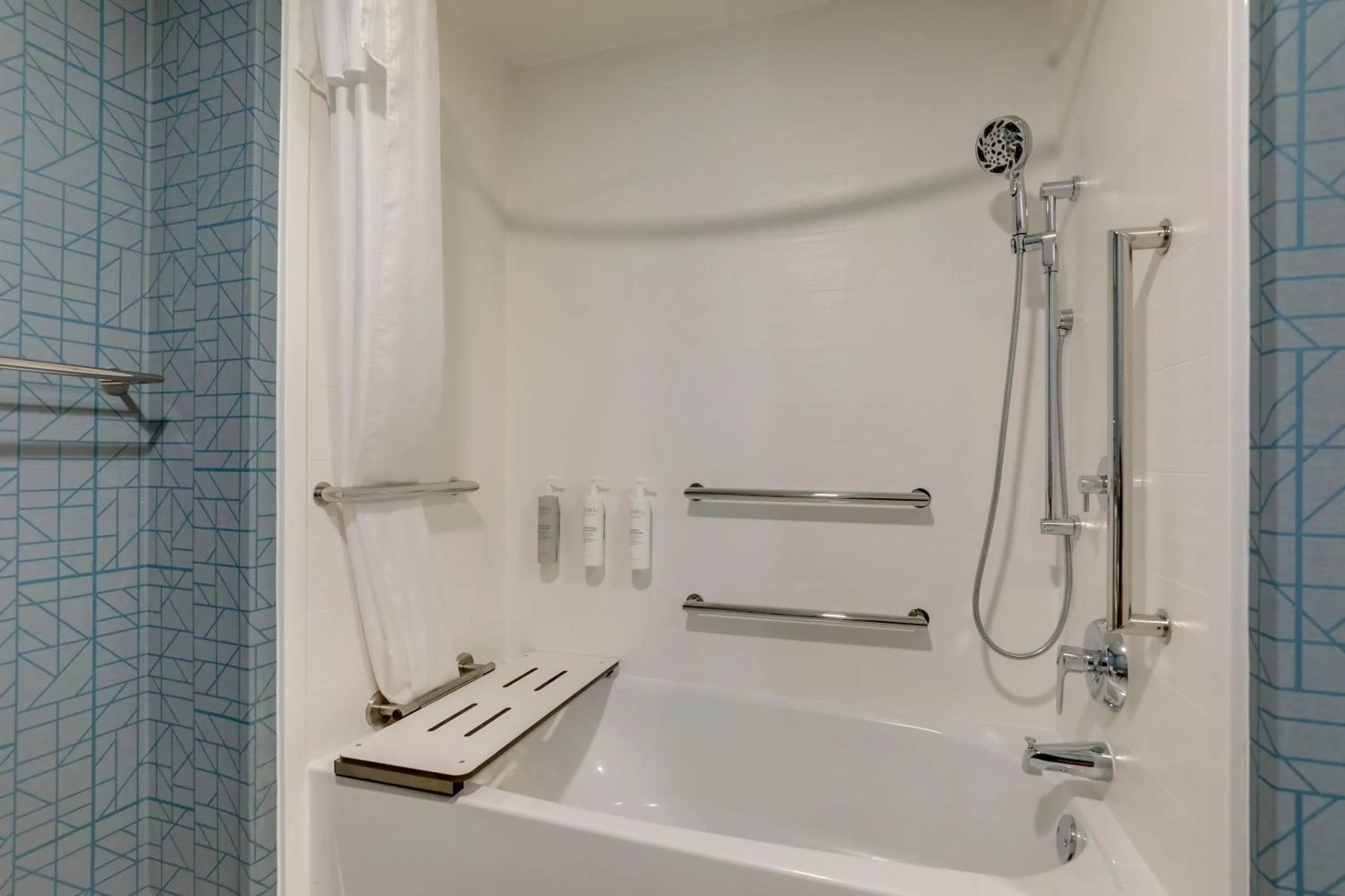 King Room - Disability Access/Hearing Accessible in Homewood Suites by Hilton Charleston - Mount Pleasant