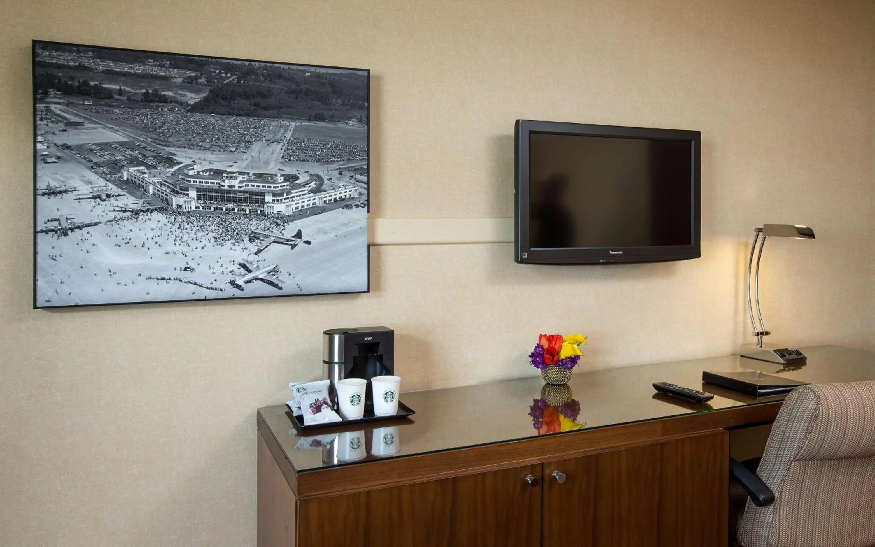 King Room in Coast Gateway Hotel