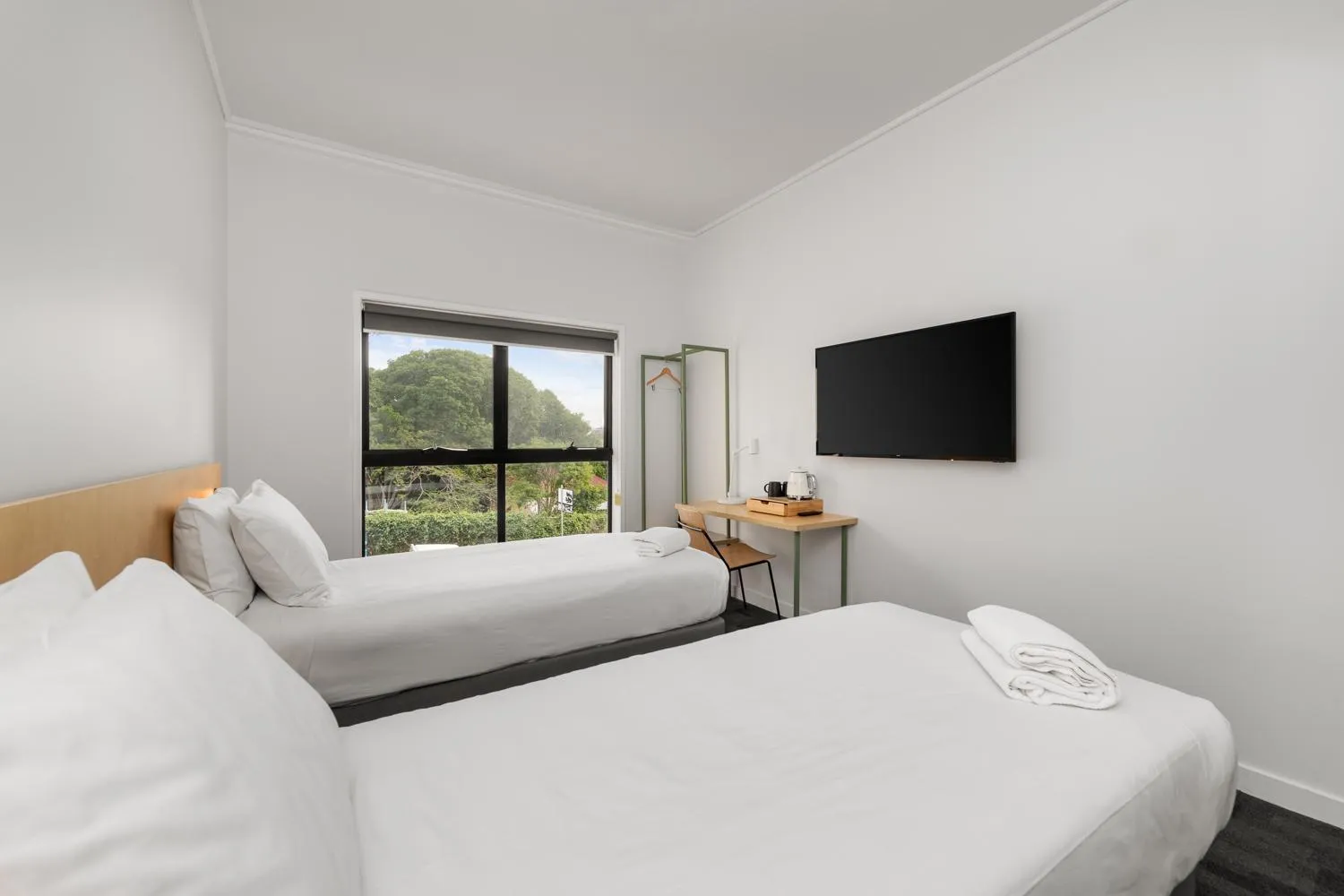 Twin Room with Private Bathroom in YHA Brisbane City