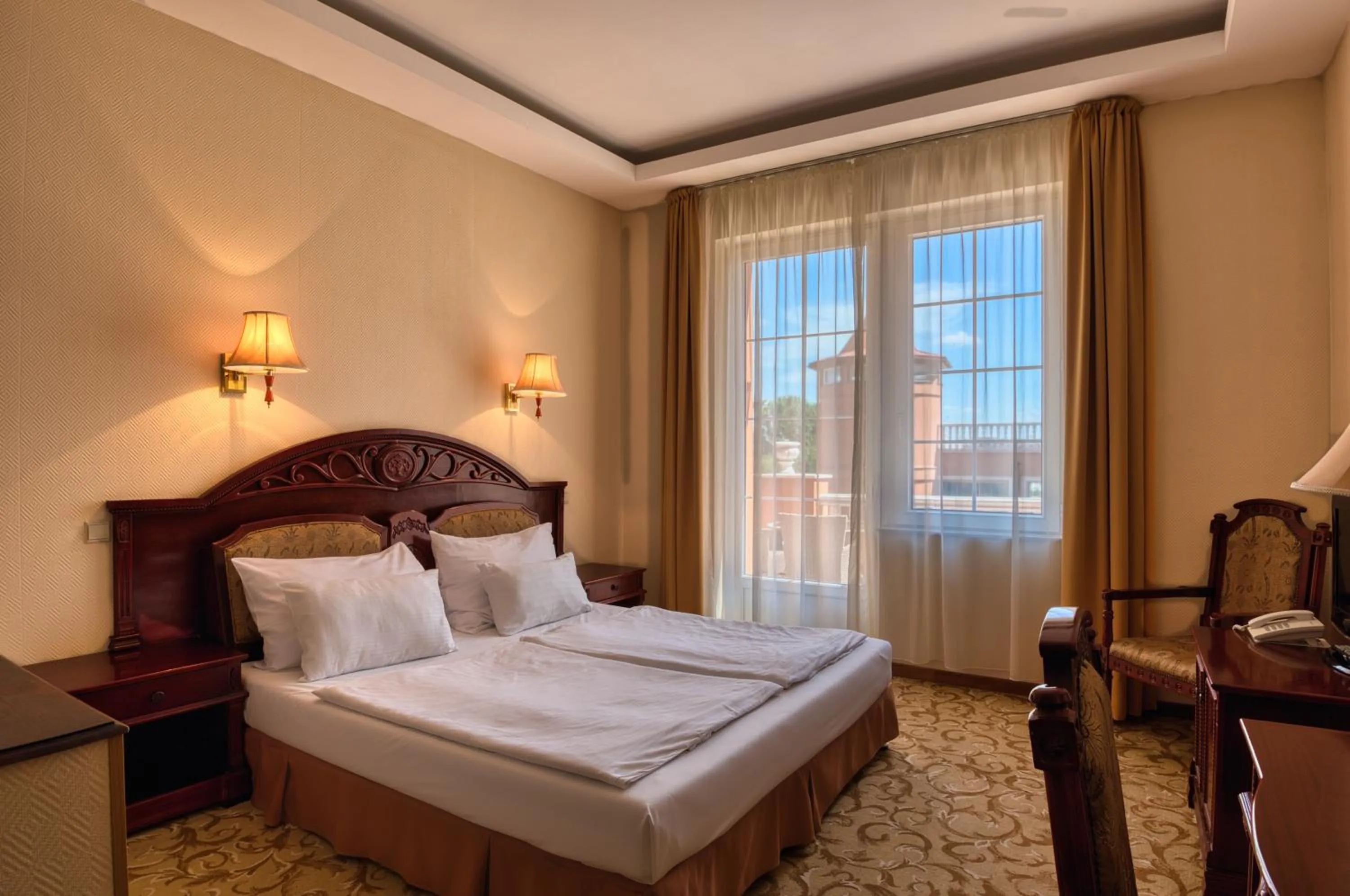 Superior Double Room - single occupancy in Hotel Bellevue Esztergom