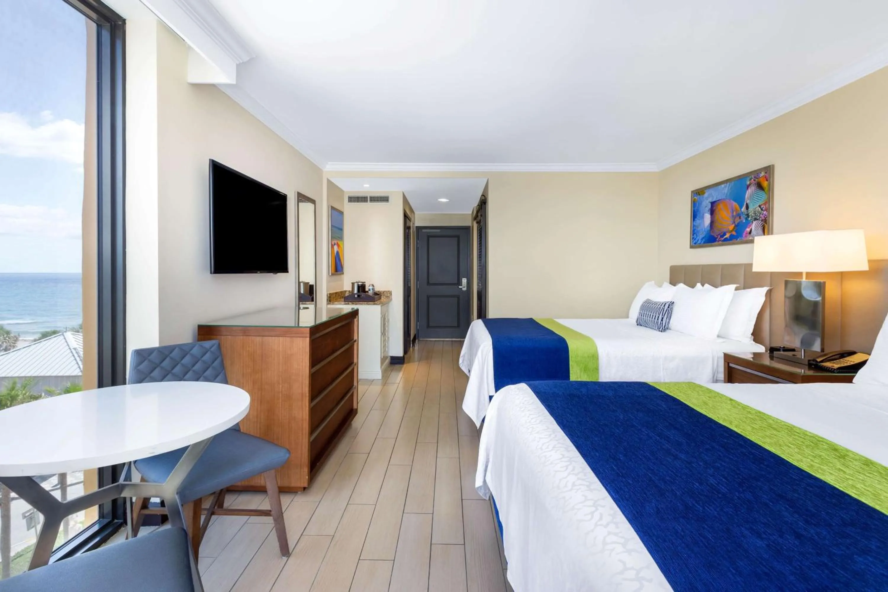 Queen Room with Two Queen Beds - Queen Corner Room with Ocean View in Wyndham Deerfield Beach Resort