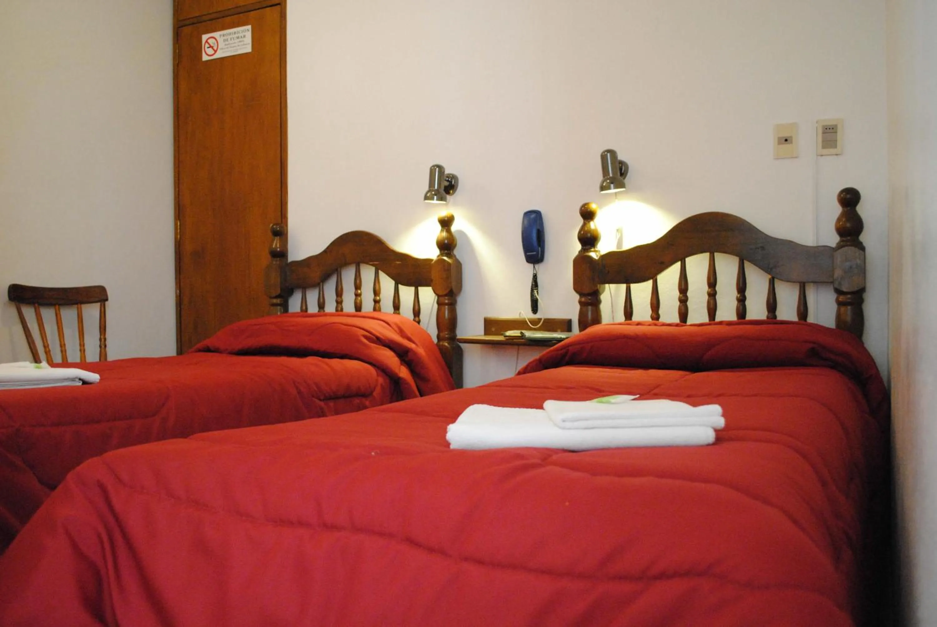 Economy Twin Room in Hotel Romi
