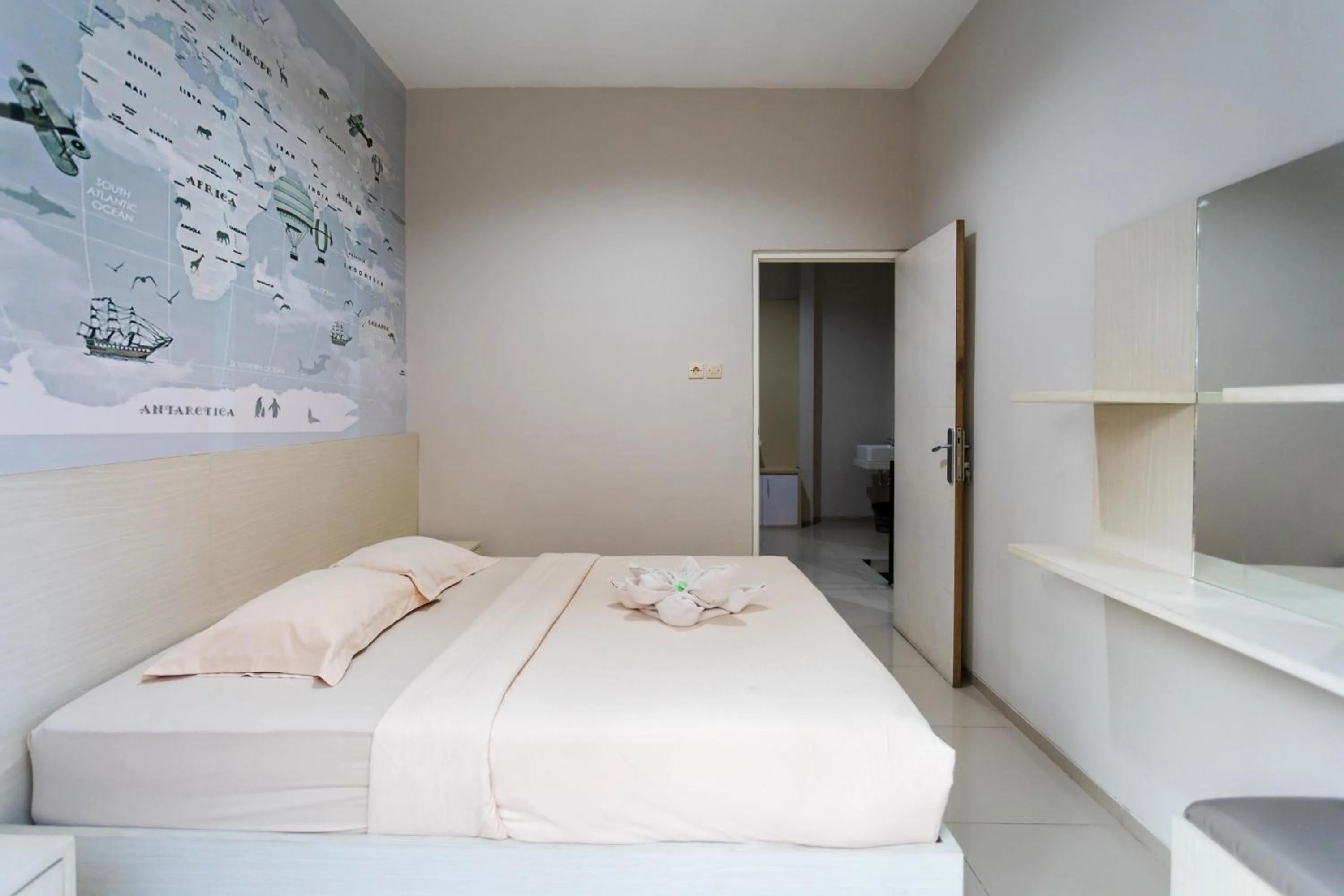 Superior King Room in Batuque Town Villa 2