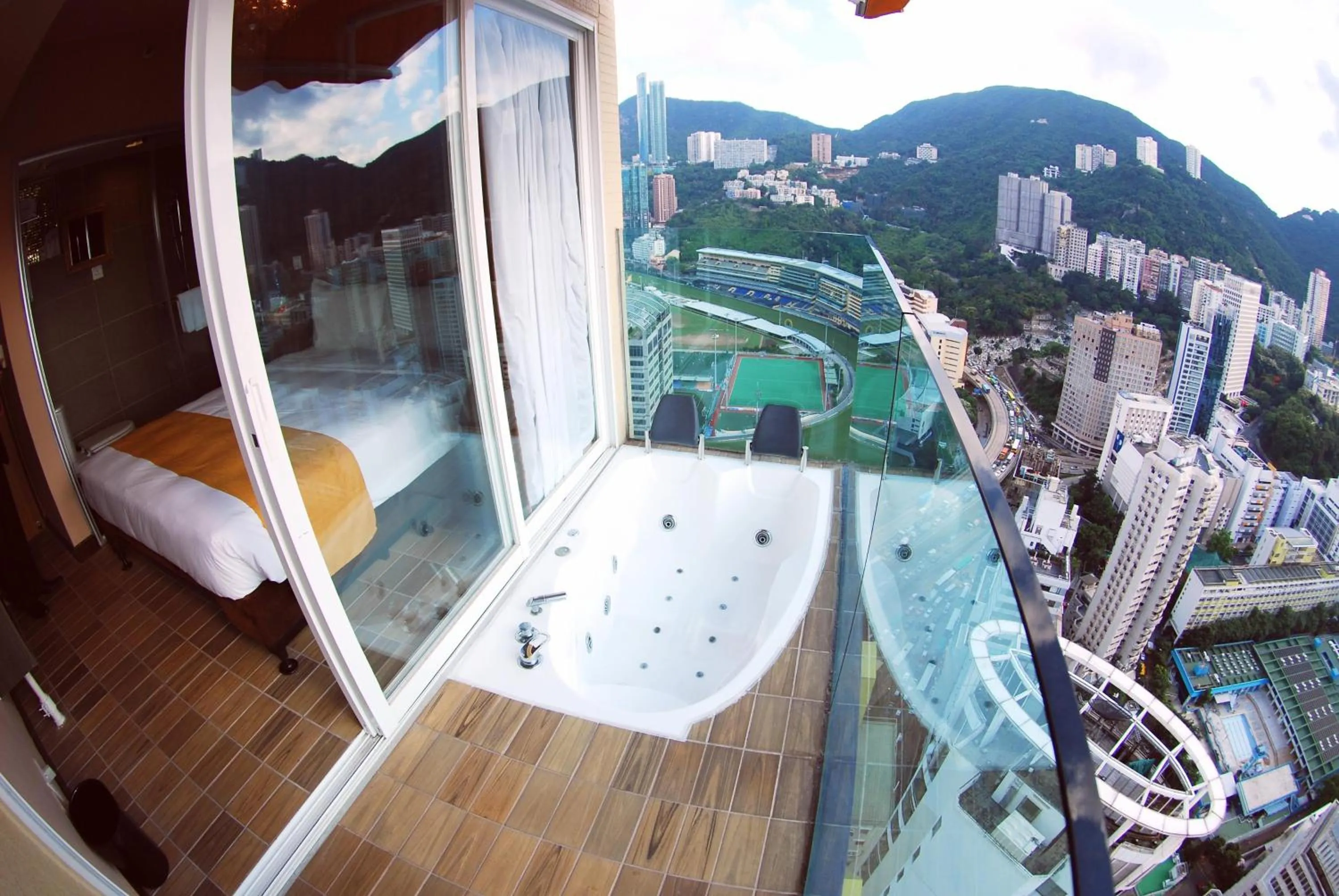 Sky Villa in Best Western Hotel Causeway Bay