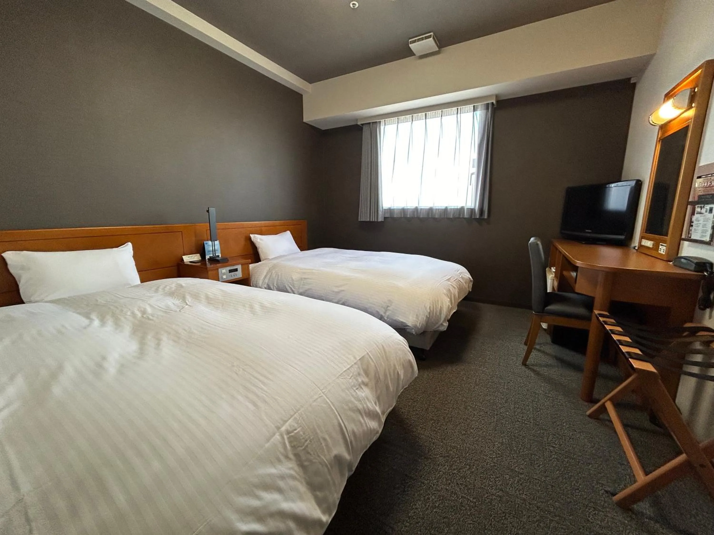 Comfort Twin Room - Non-Smoking in Hotel Route-Inn Kanazawa Ekimae