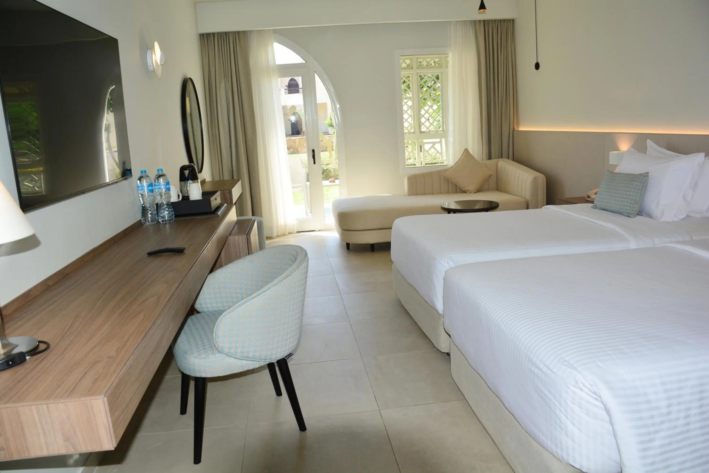 Deluxe Double Room with Sea View in Reef Oasis Beach Aqua Park Resort