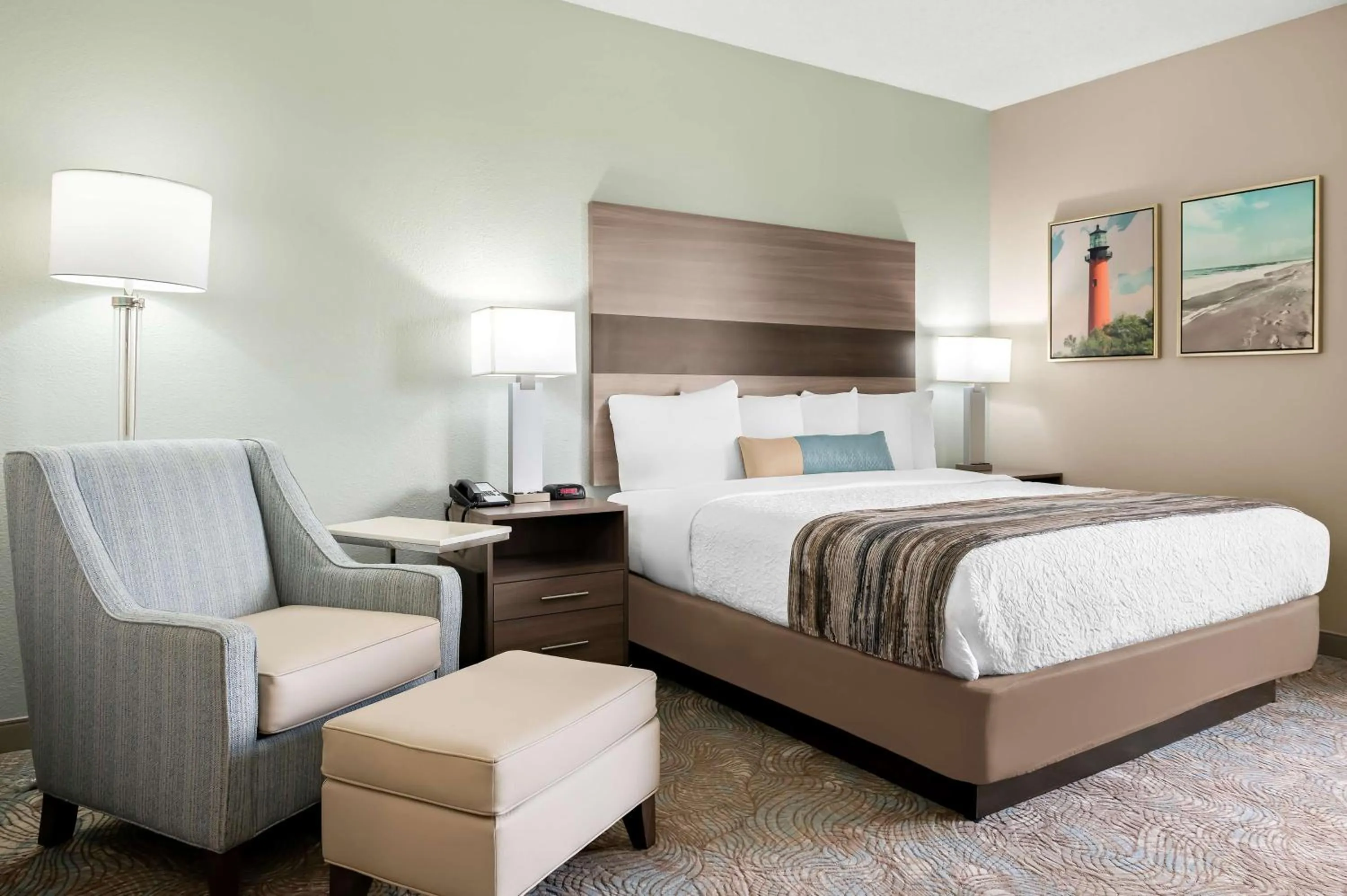 King Room - Non-Smoking in Best Western Intracoastal Inn