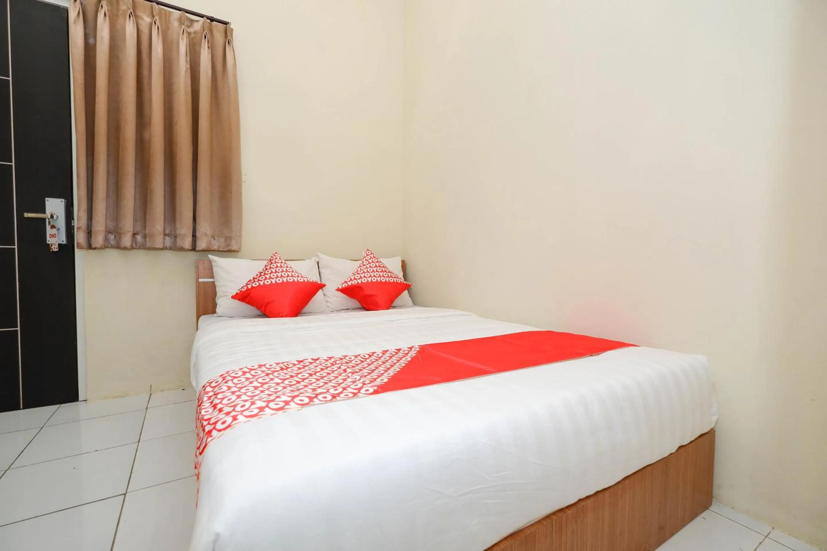 Standard Double Room in Hotel O Unta Residence