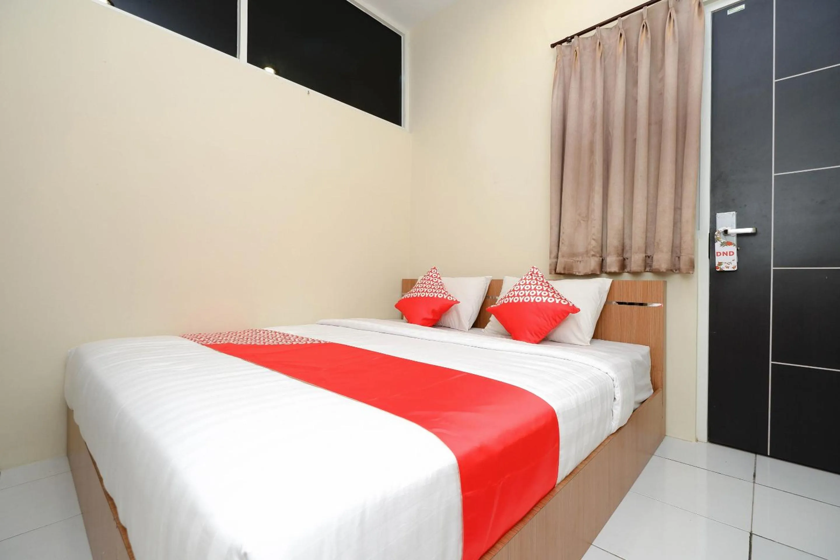 Deluxe Double Room in Hotel O Unta Residence