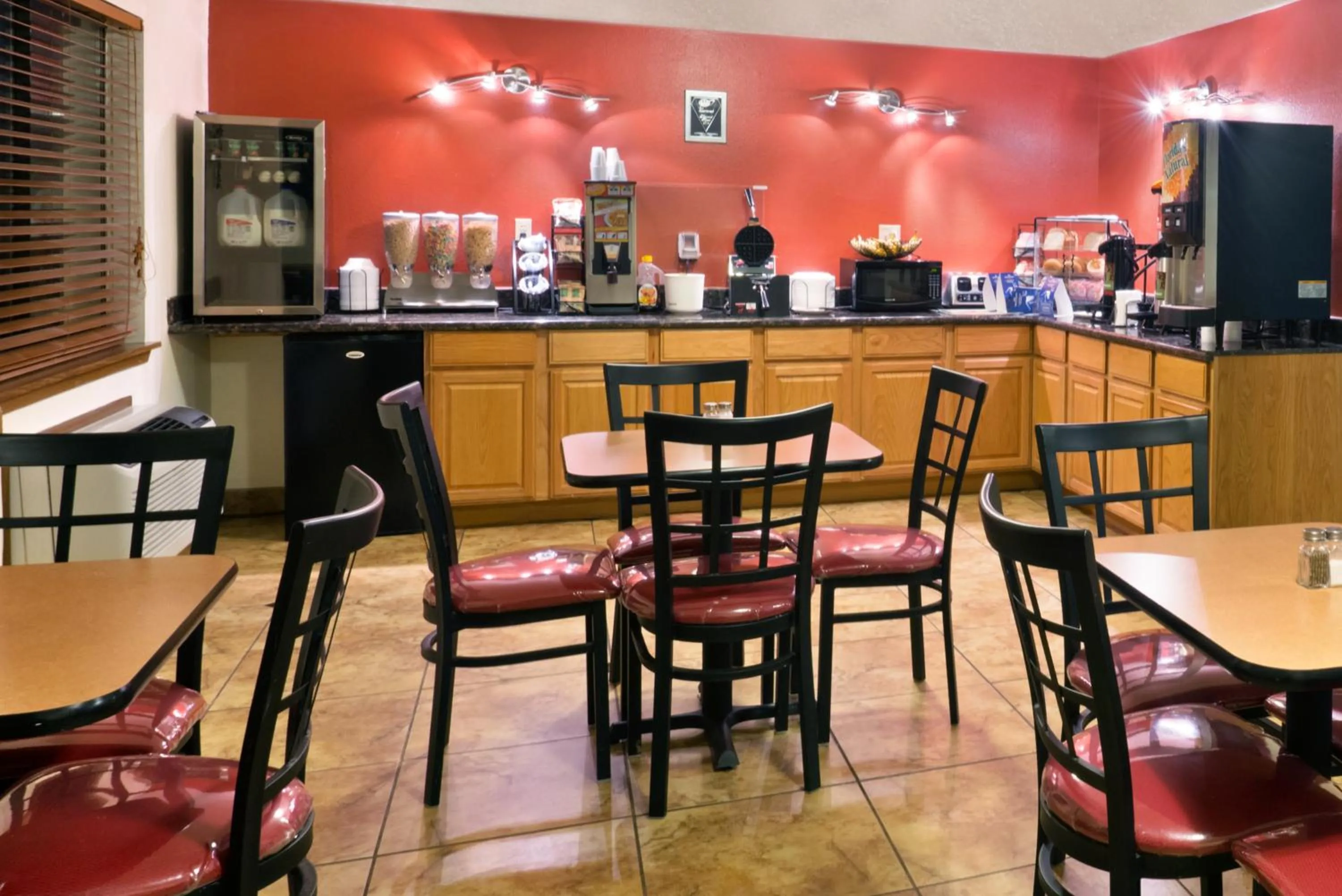 Room with Two Double Beds in Super 8 by Wyndham Alamogordo - White Sands