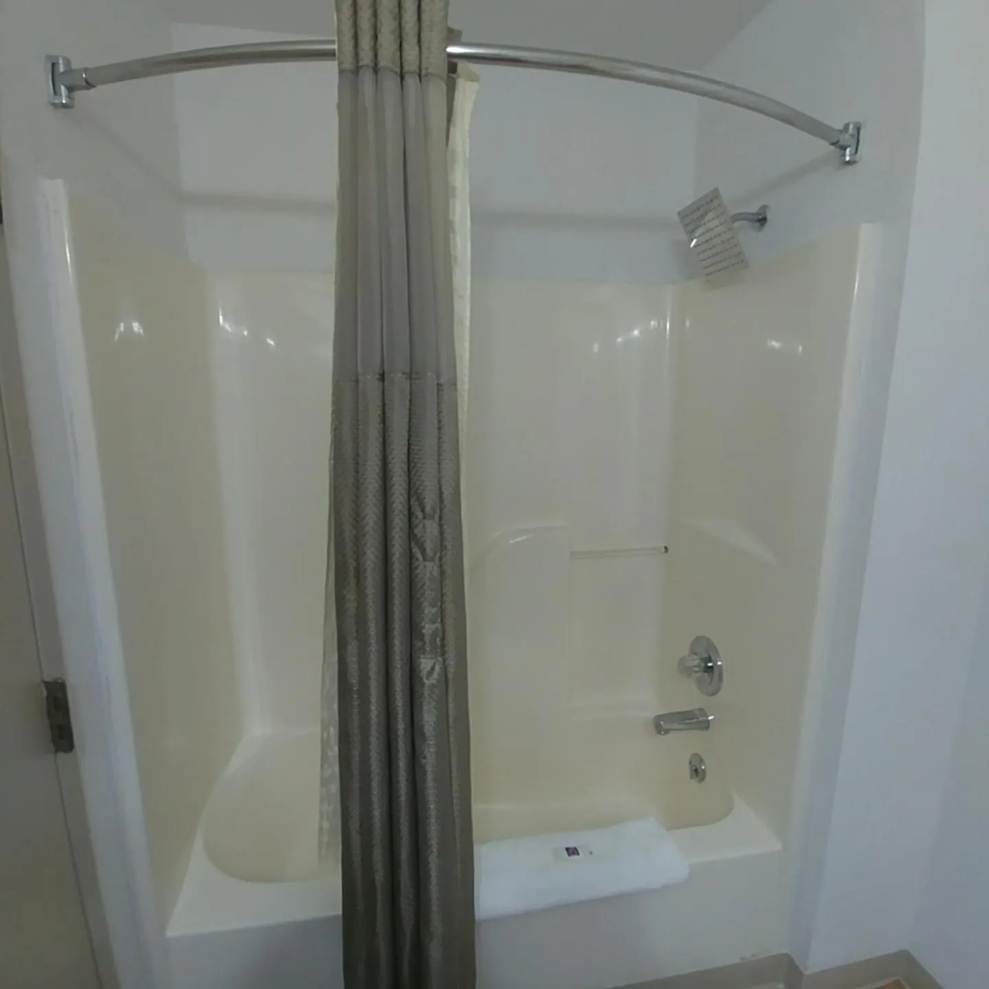 Quadruple Room - Disability Access - Non-Smoking in Motel 6-Augusta, KS