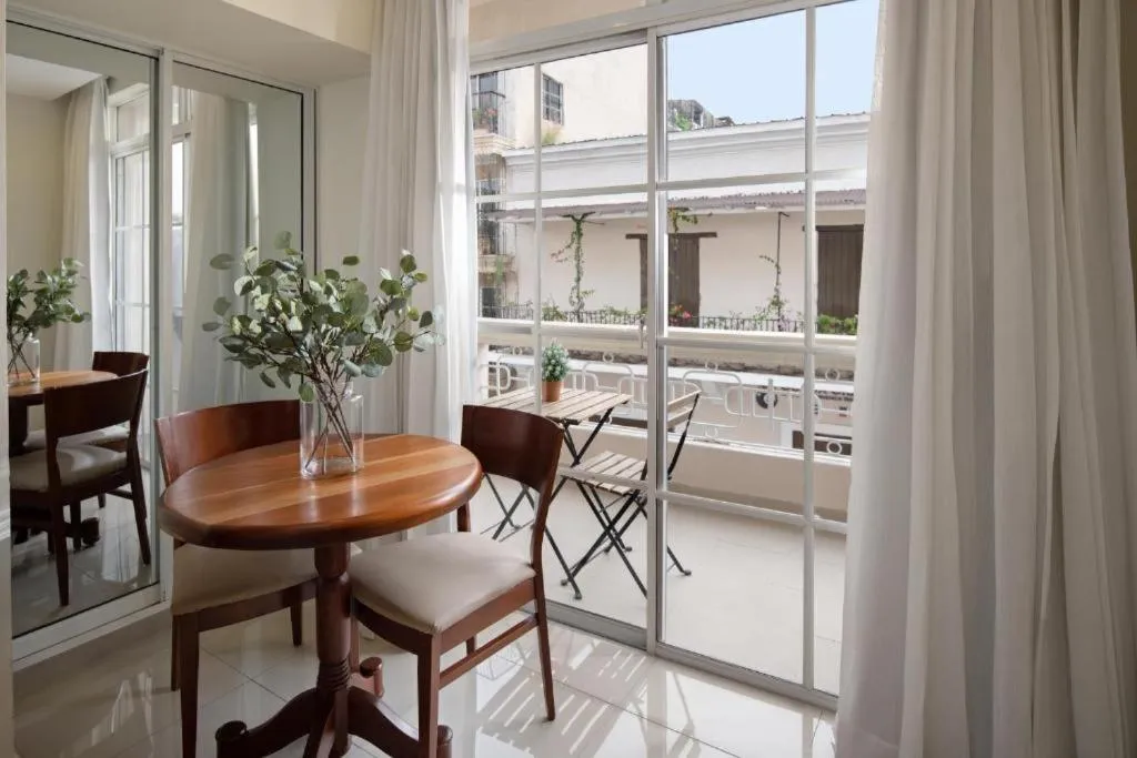 Royal Room in Hodelpa Caribe Colonial