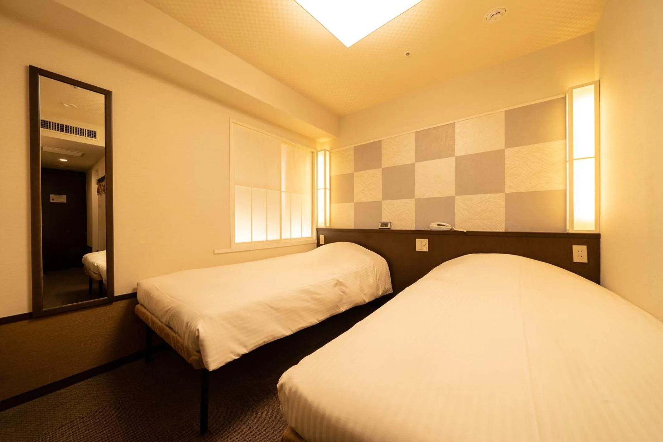 Twin Room - single occupancy - Main Building - No Cleaning - Smoking in Hotel Sunlite Shinjuku