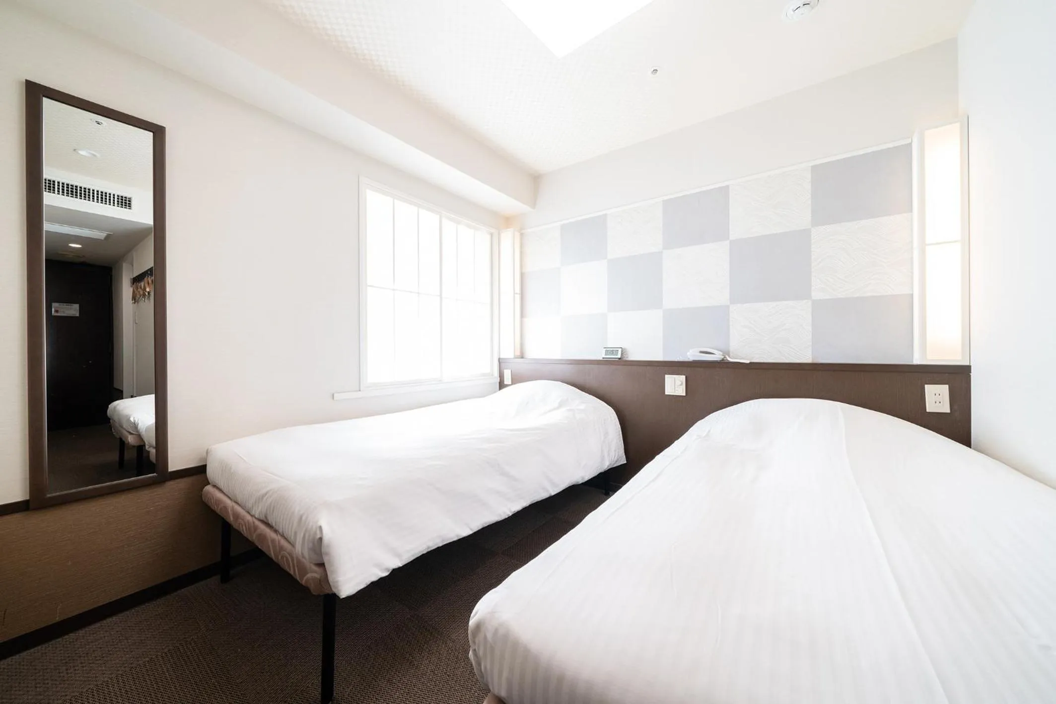 Twin Room - single occupancy - Main Building - No Cleaning - Non-Smoking in Hotel Sunlite Shinjuku
