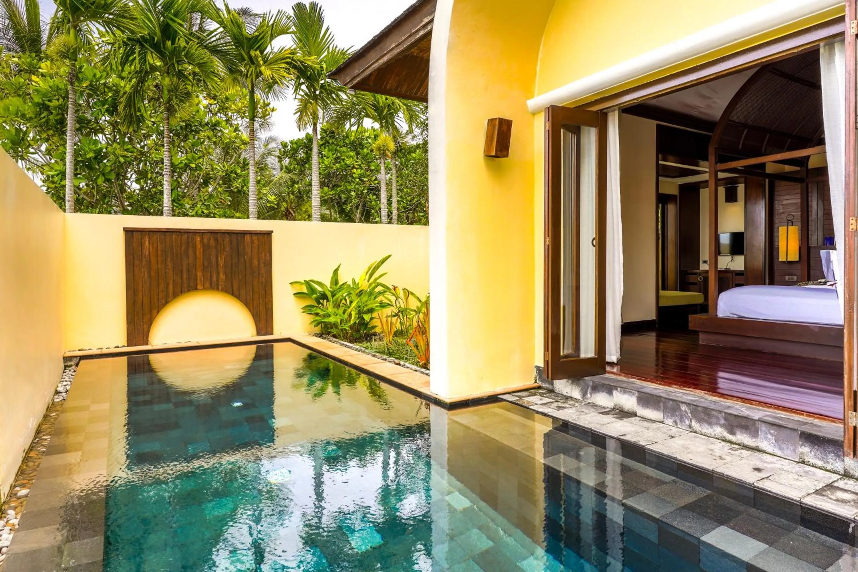 Pool Villa Garden View in Chantaramas Beach Resort Koh Phangan