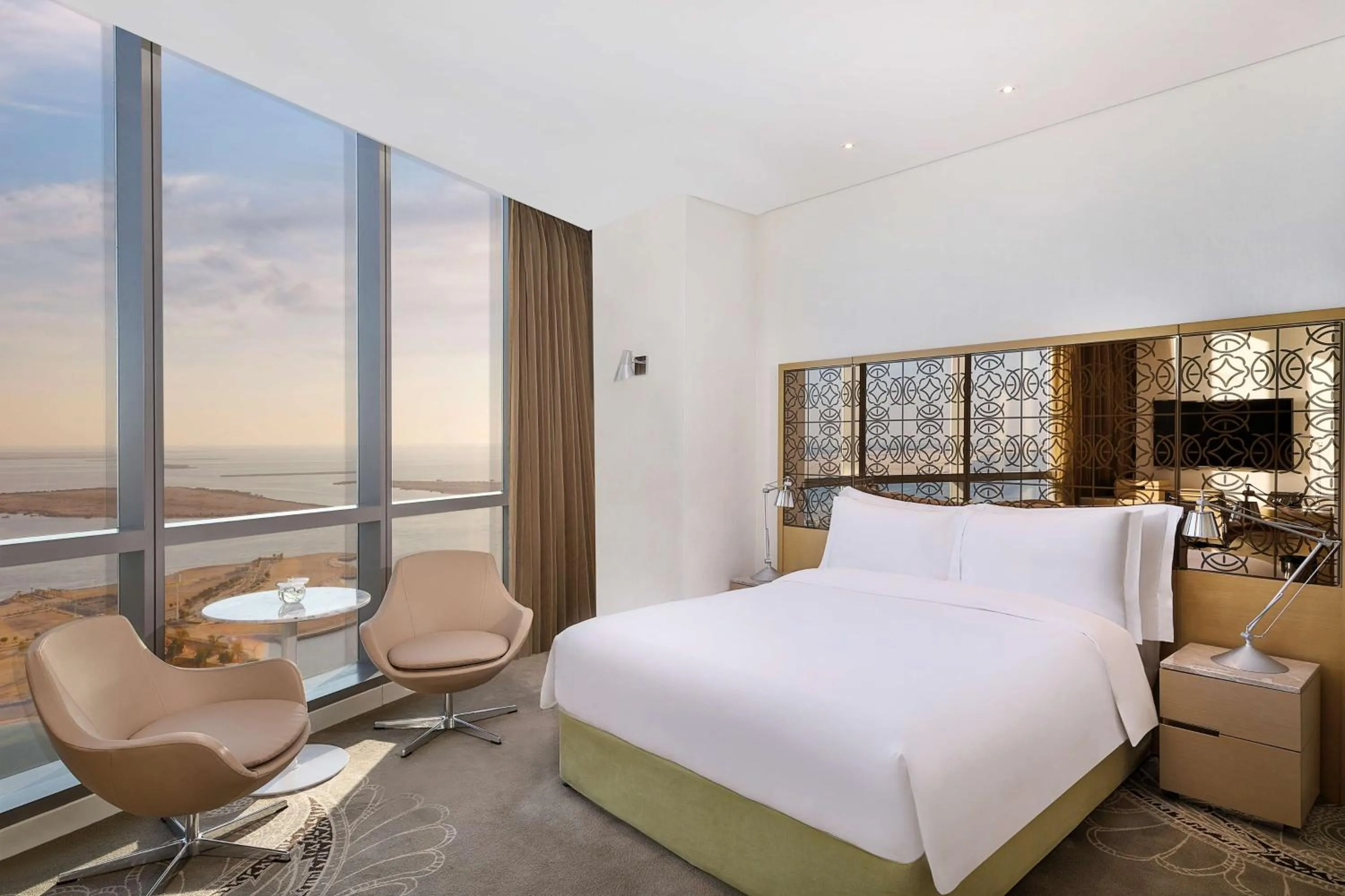 Superior Queen Room with Sea View in Conrad Abu Dhabi Etihad Towers