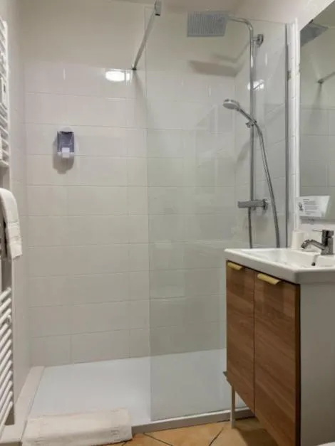 Family Room with Bathroom in Golf Resort de Digne-les-bains by Adonis