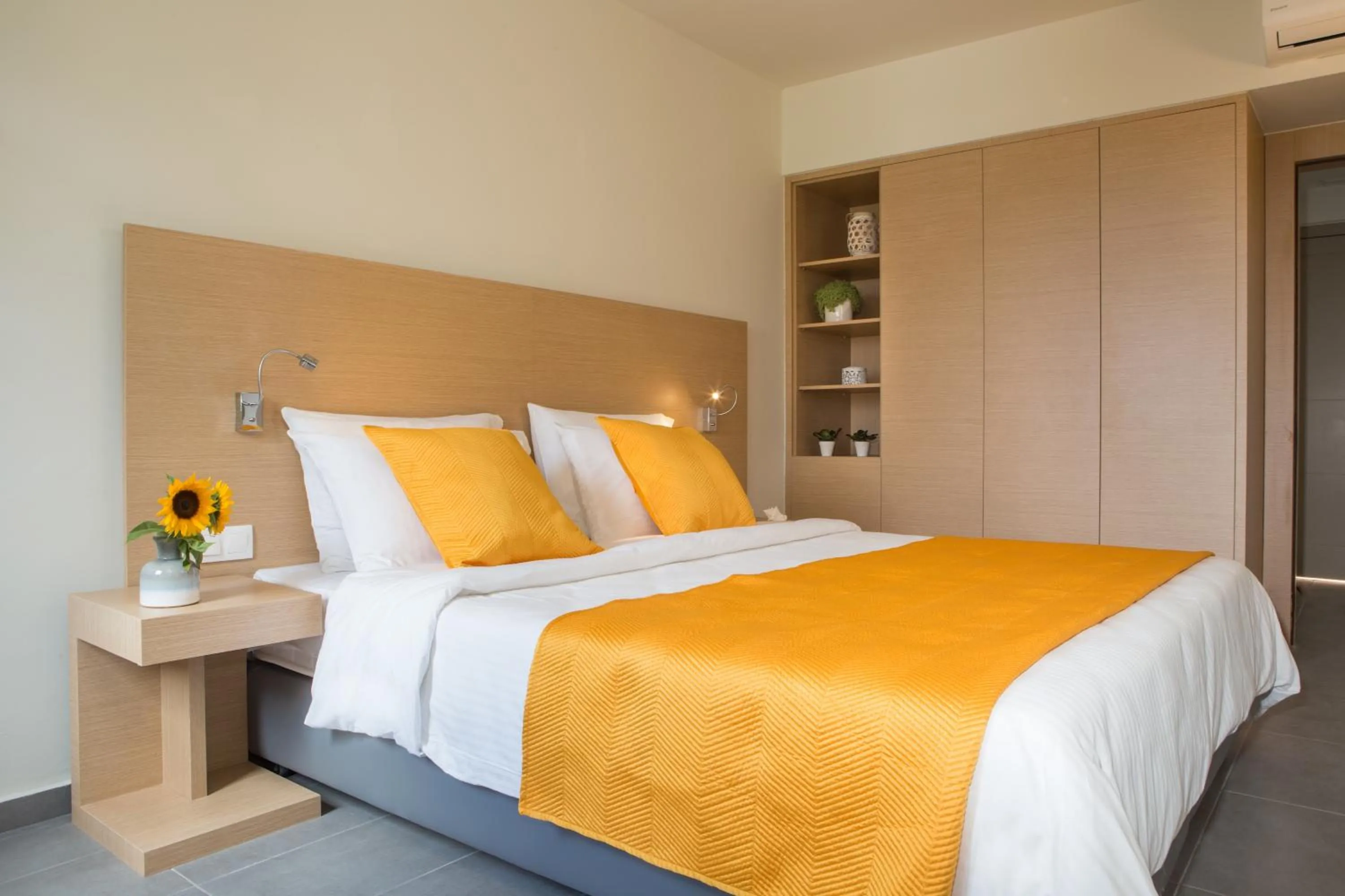 Superior One-Bedroom Apartment in Sundance Apartments & Suites