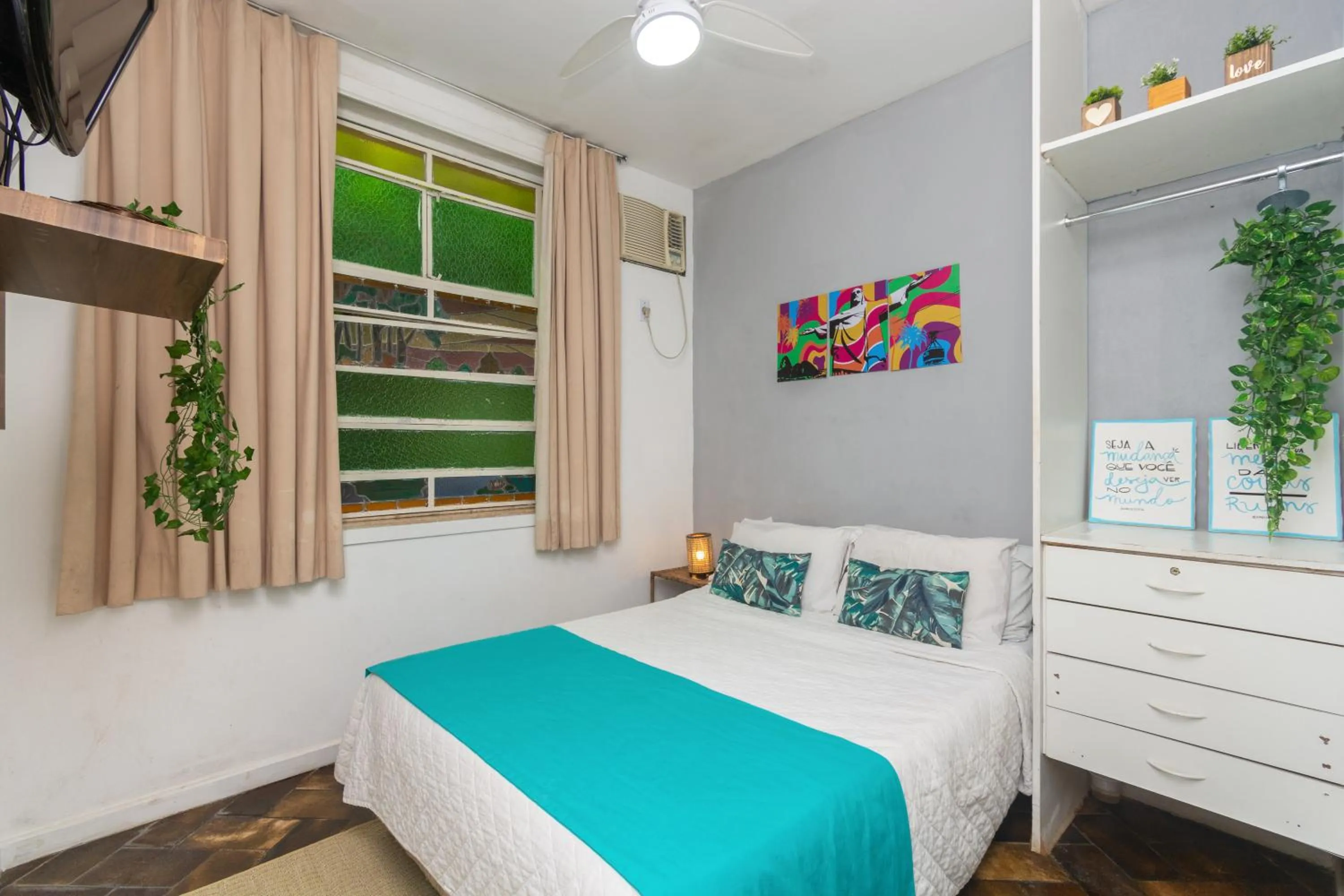Standard Double Suite in Bamboo Rio Hostel