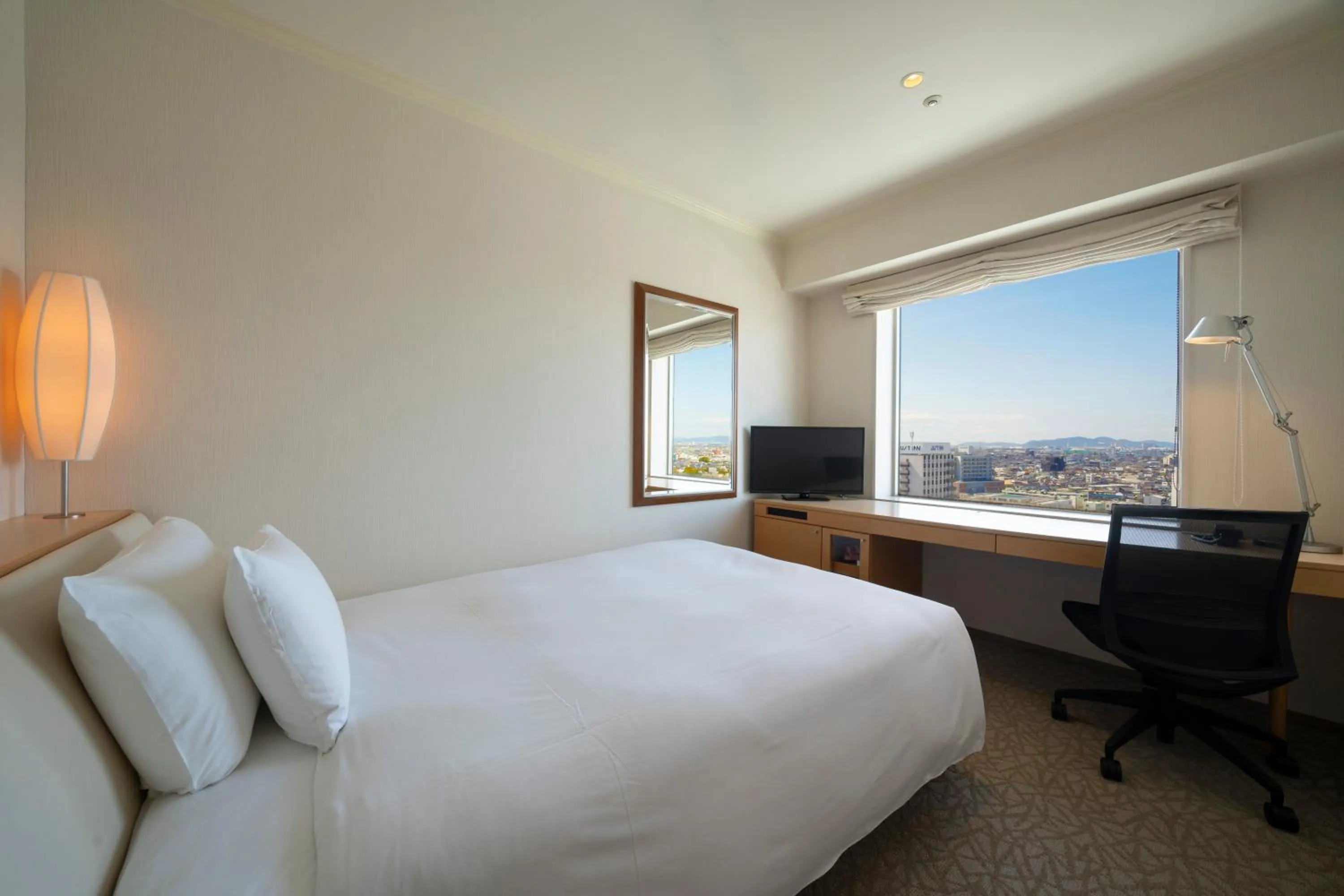 Standard Double Room - single occupancy - Smoking in Hotel Associa Toyohashi