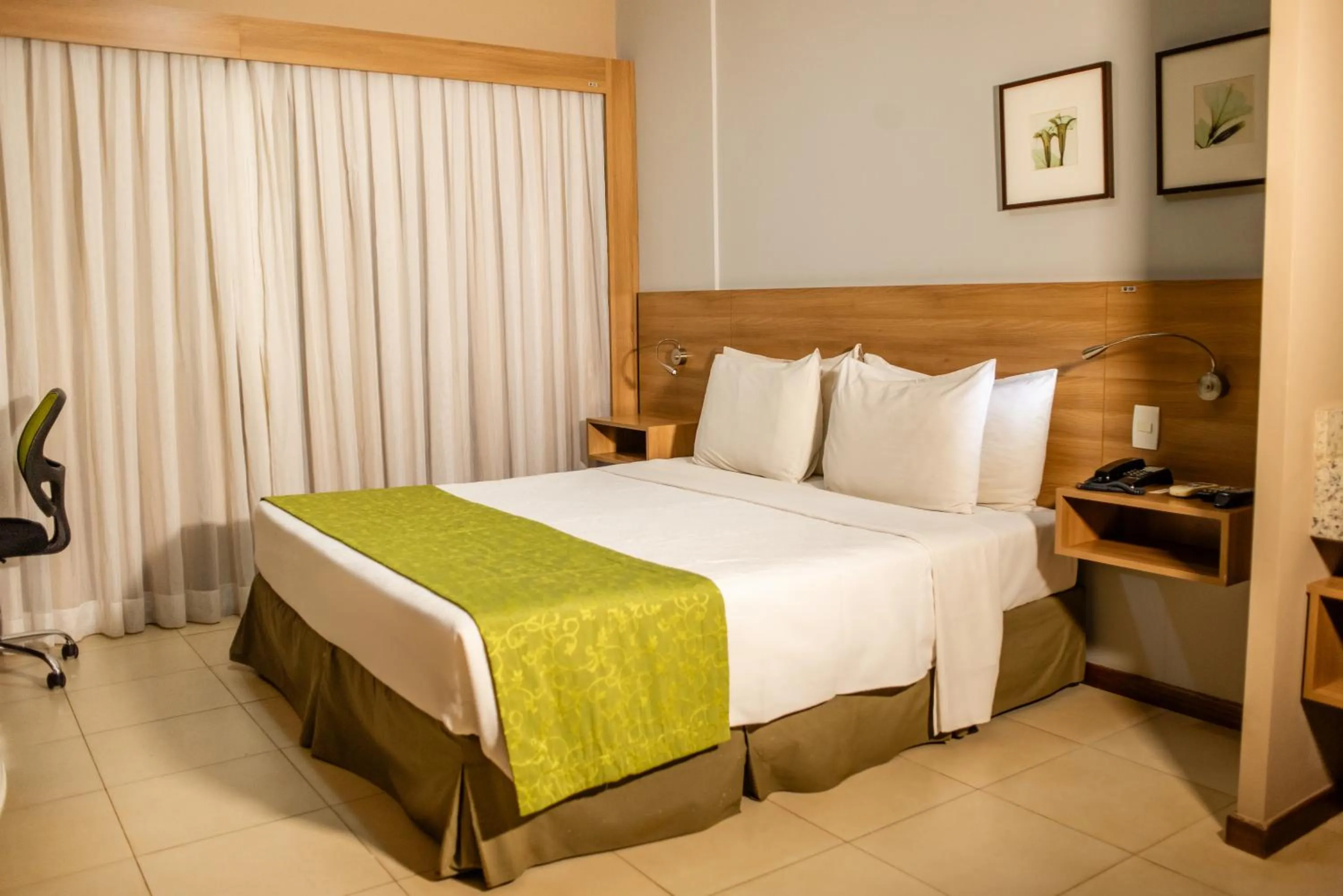 Superior Double Room with double bed - single occupancy in Comfort Hotel Sertãozinho