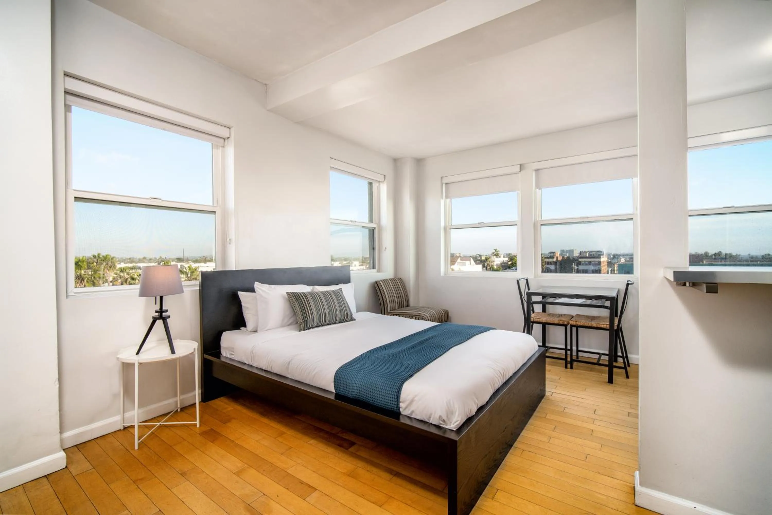 Room with Partial Ocean View in AIR Venice on the Beach