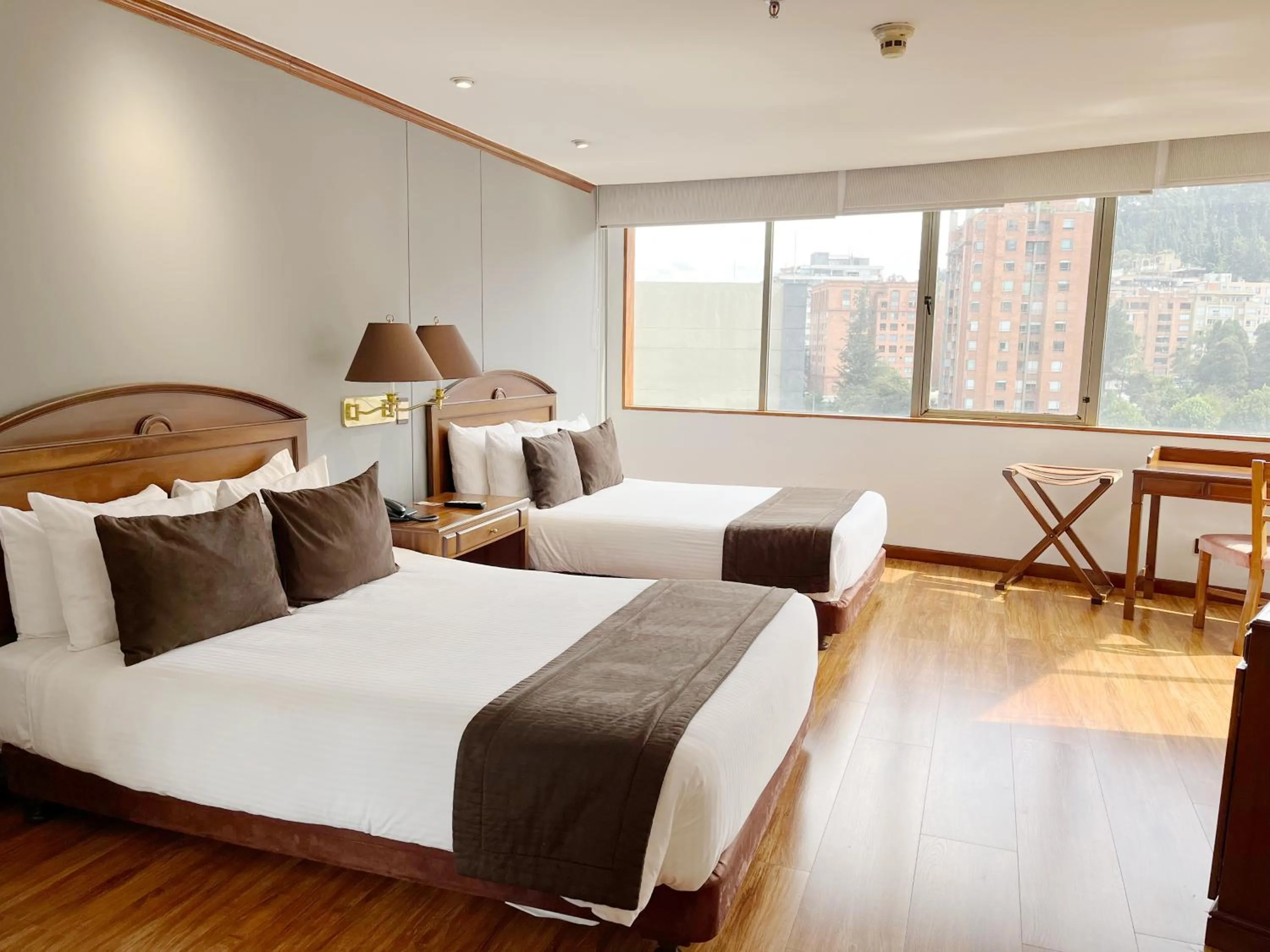 Twin Room in Hotel Bogotá Regency Usaquén