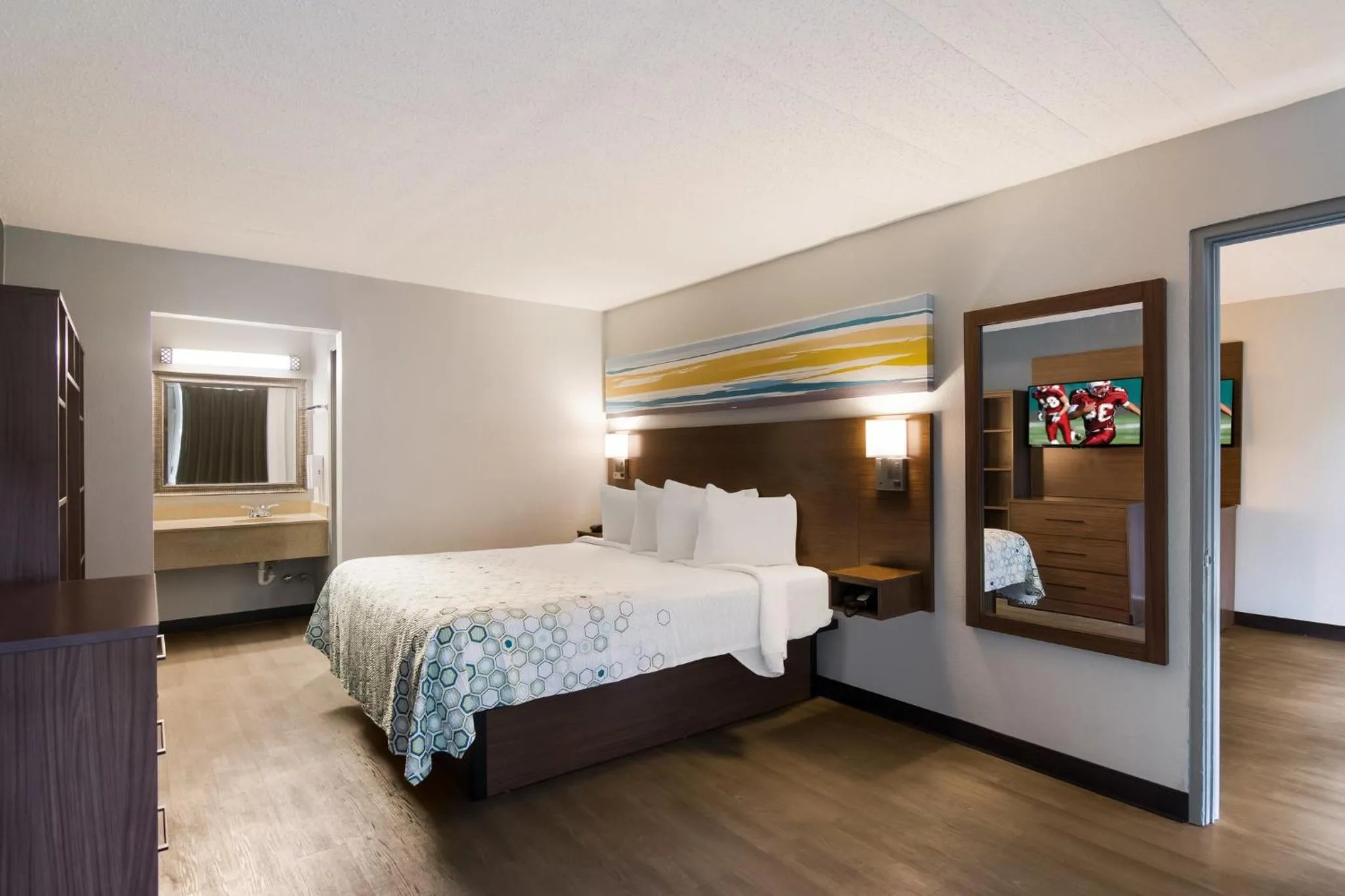 Suite King Non-Smoking in HomeTowne Studios by Red Roof Vero Beach - I-95