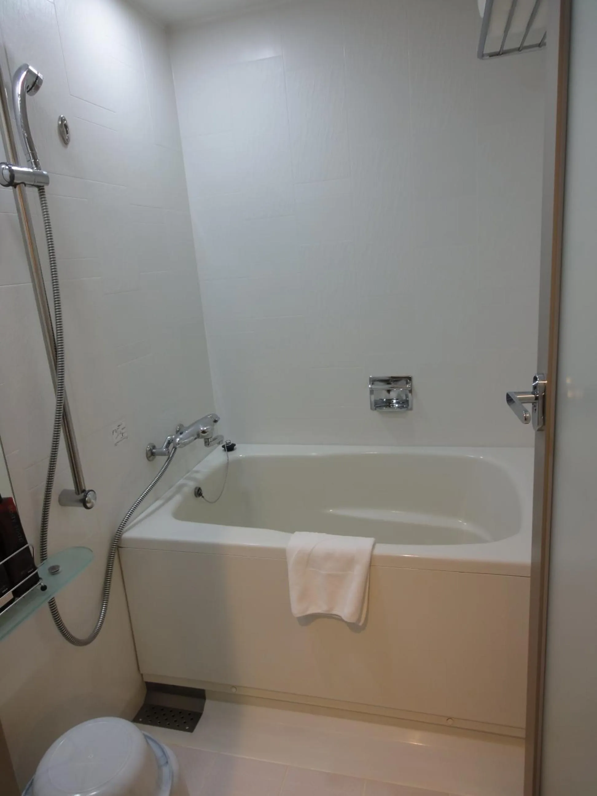 Standard Twin Room - Non-Smoking in S Peria Hotel Nagasaki