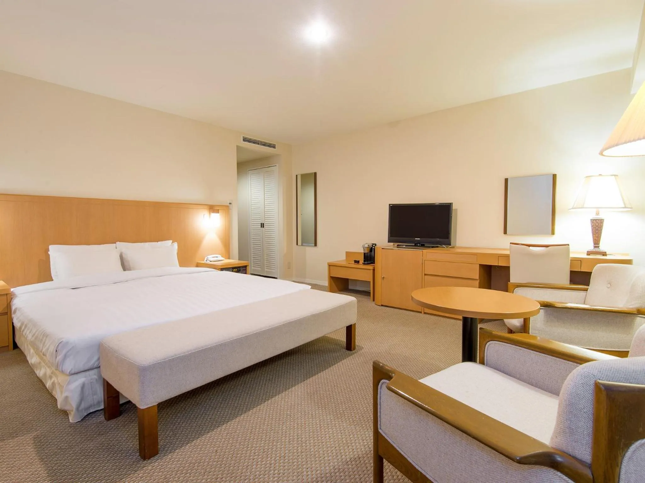 Deluxe King Room - single occupancy - Non-Smoking in Art Hotel Asahikawa