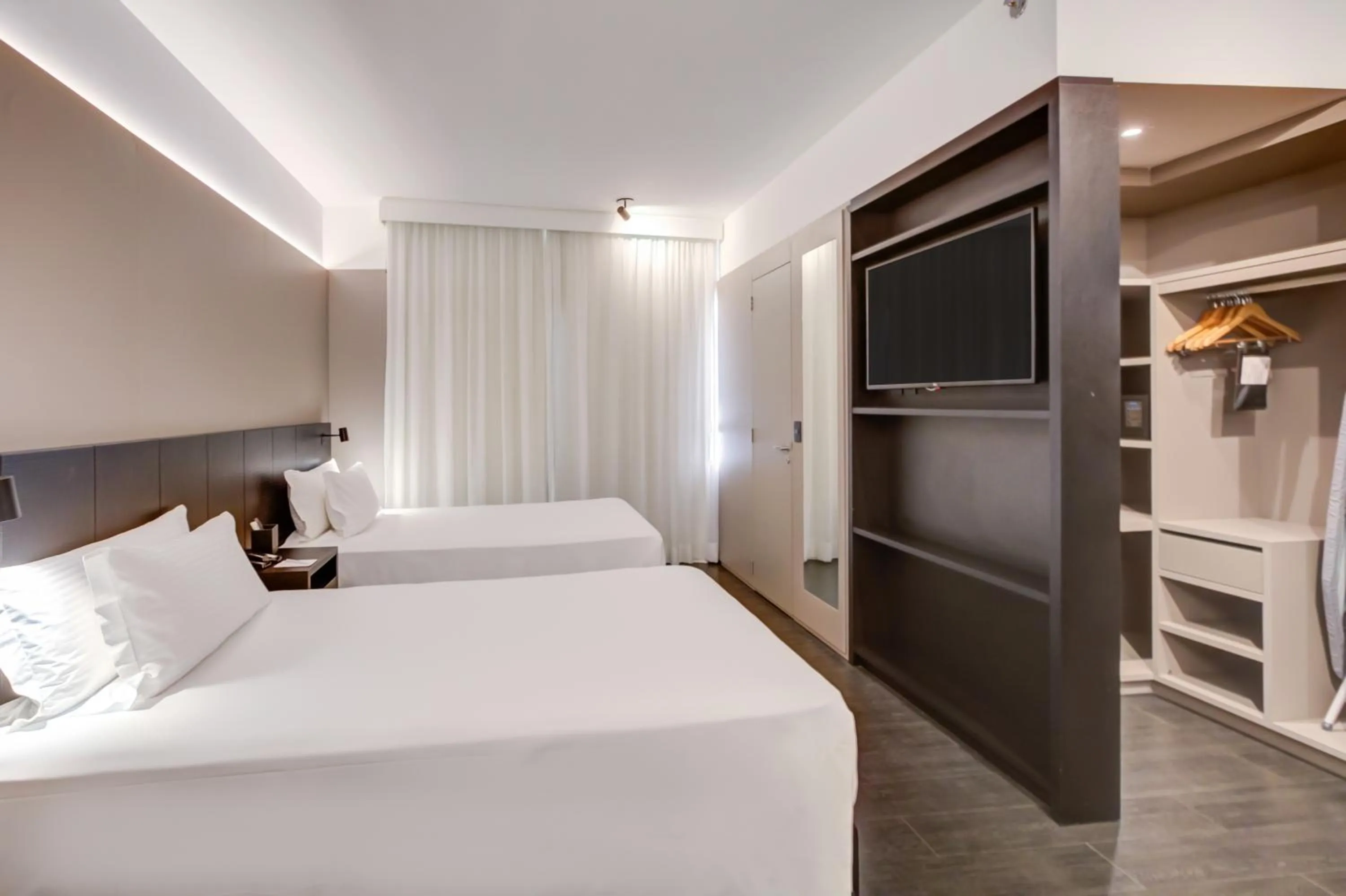 Deluxe Twin Room in Radisson São Paulo Paulista