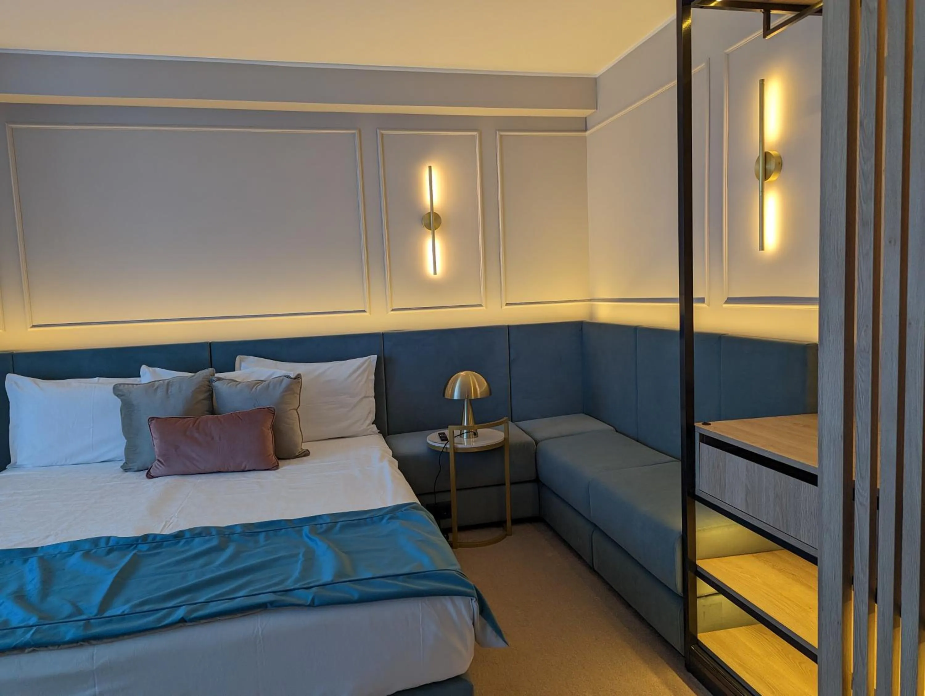 Suite with Balcony in Bavaria Blu Hotel and Conference Centre