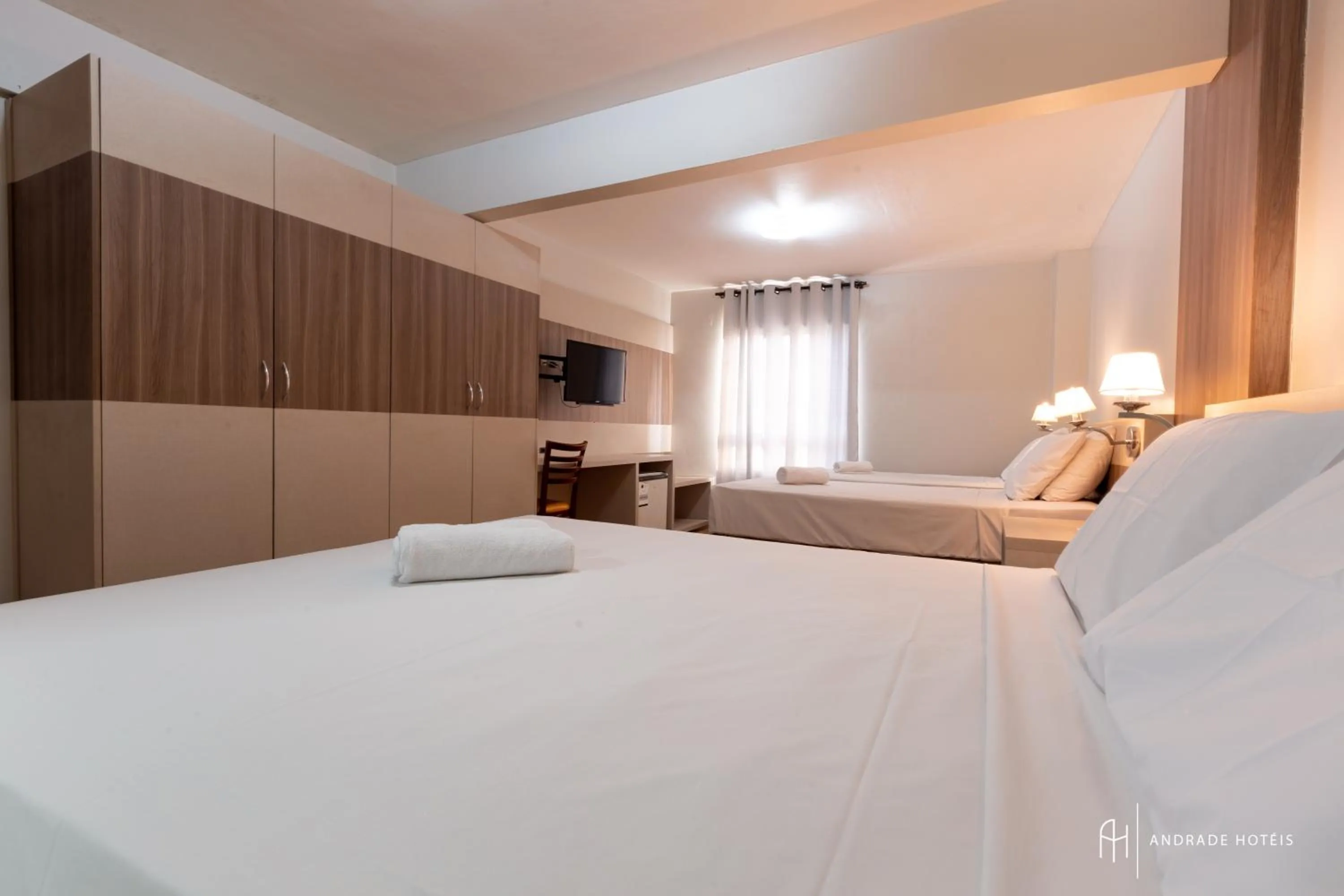 Double Room with 1 Double Bed and 1 Single Bed in Rede Andrade Mercado Hotel