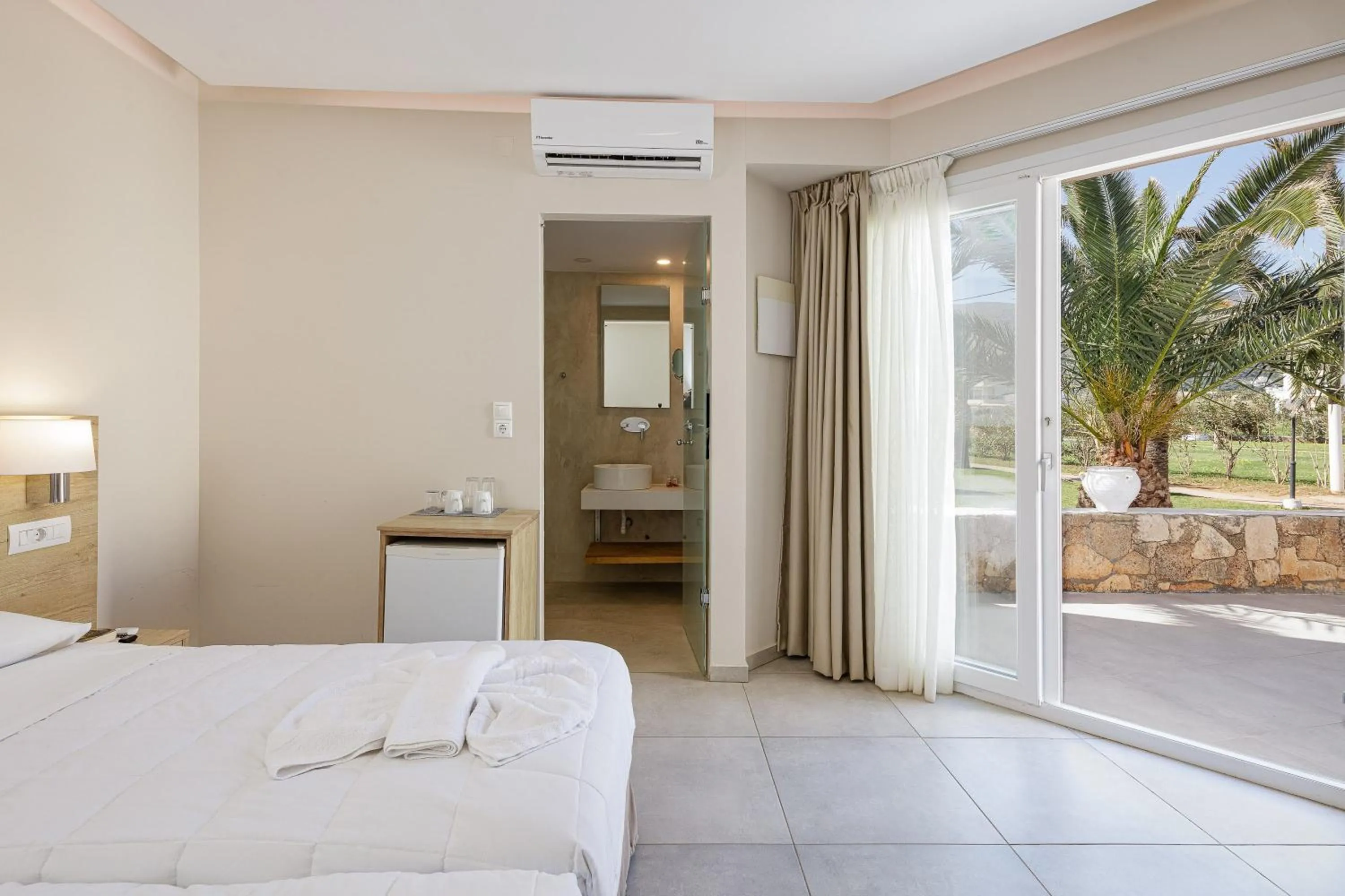 Superior Twin/Double Room with Garden View in Theo Star Beach Hotel