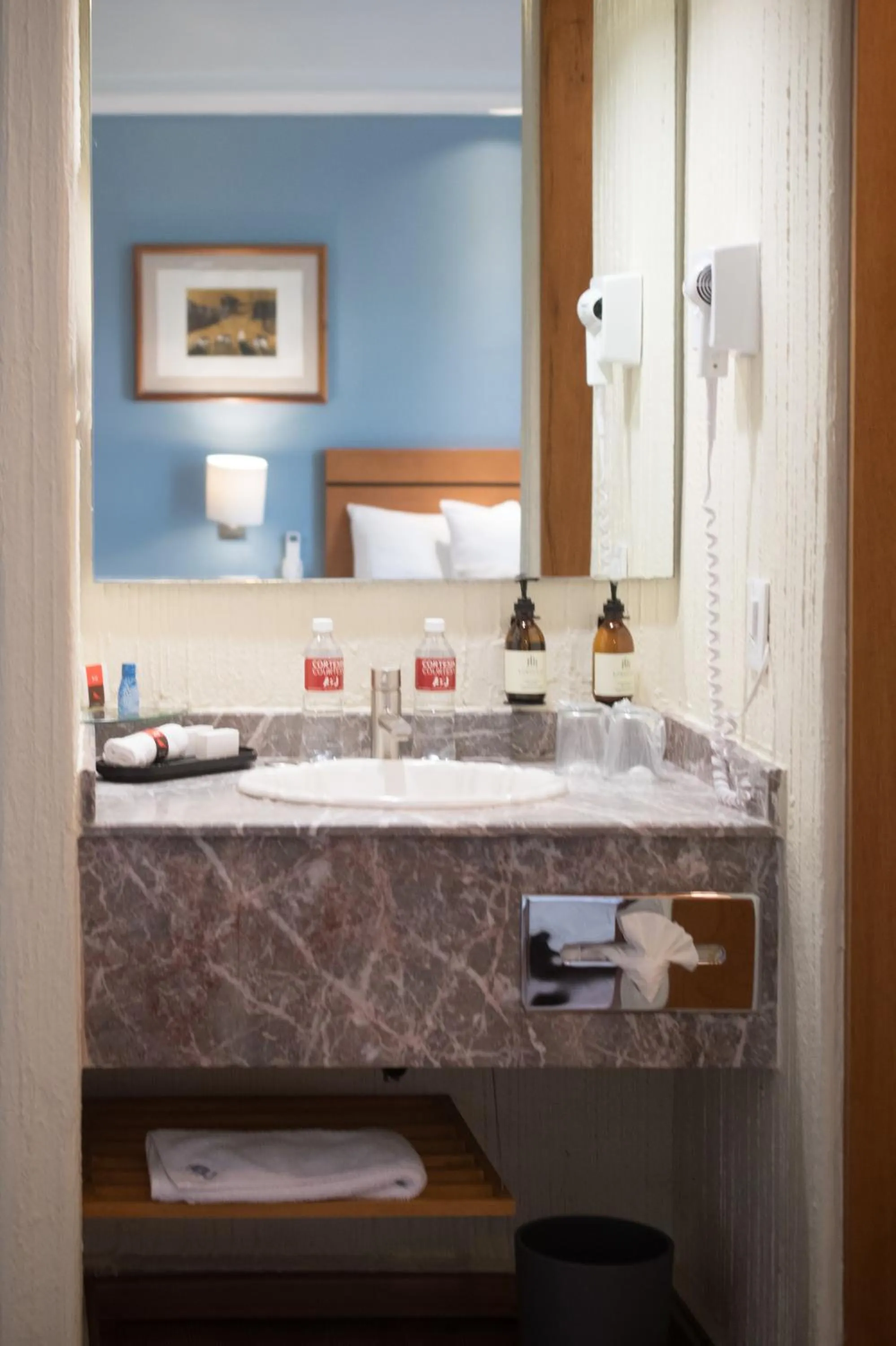 Superior Room with Balcony in Hotel Abu