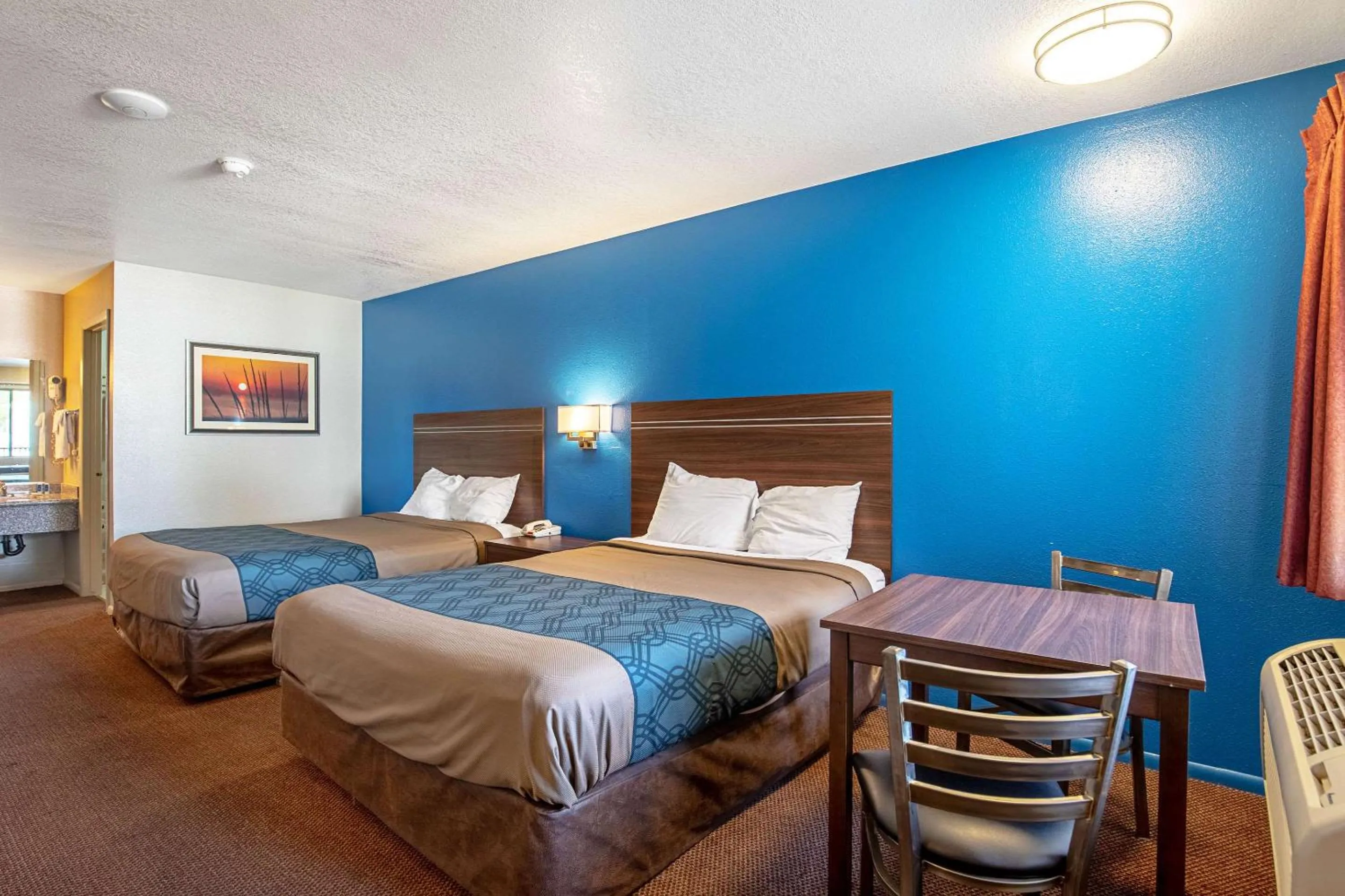 Queen Room with Two Queen Beds - Accessible/Non-Smoking  in Rodeway Inn St George North - Near Pioneer Park
