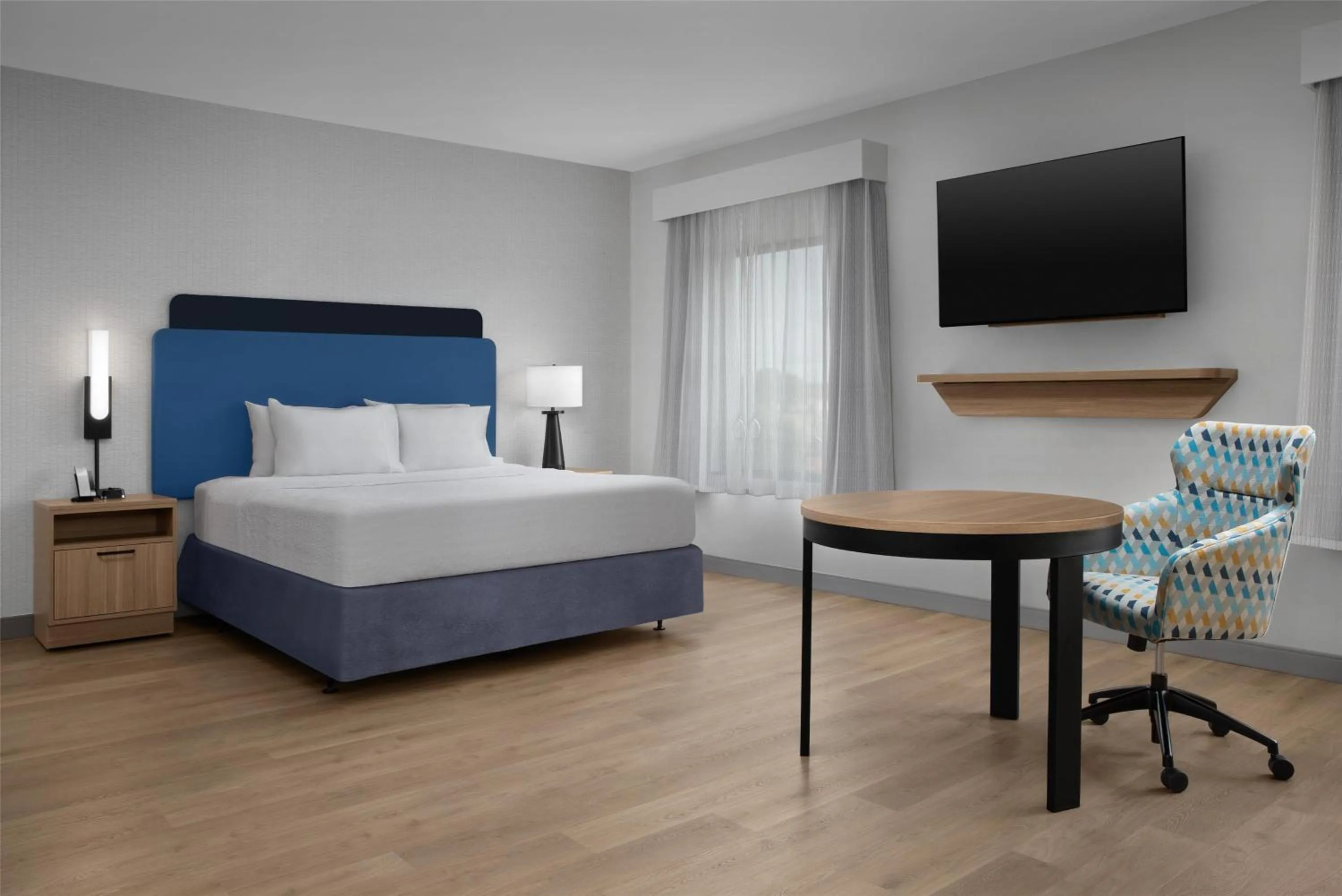 King Suite - Mobility and Hearing Access/Non-Smoking in Hampton Inn & Suites Tupelo/Barnes Crossing