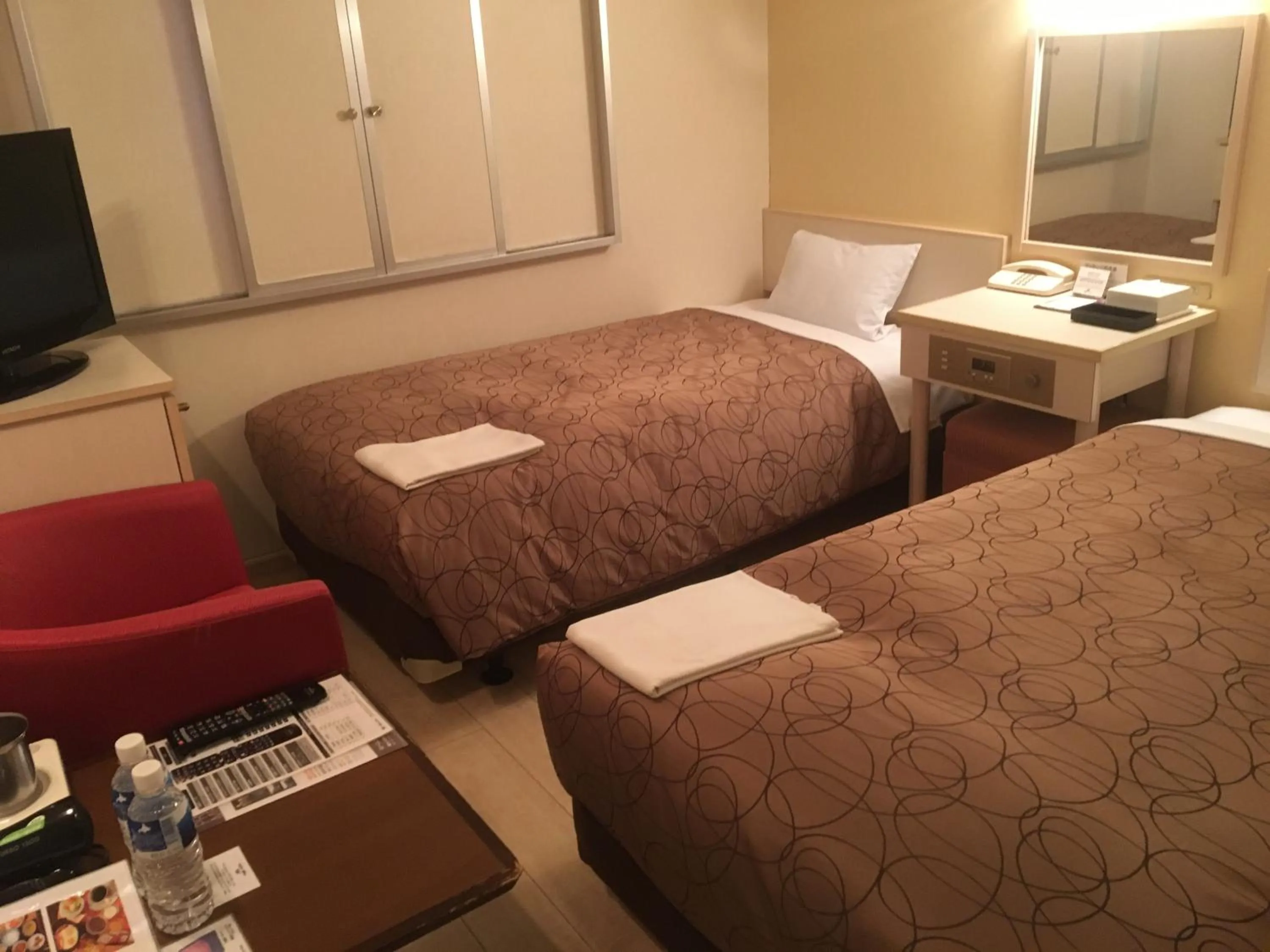 Small Twin Room - single occupancy - Non-Smoking in Chitose Daiichi Hotel