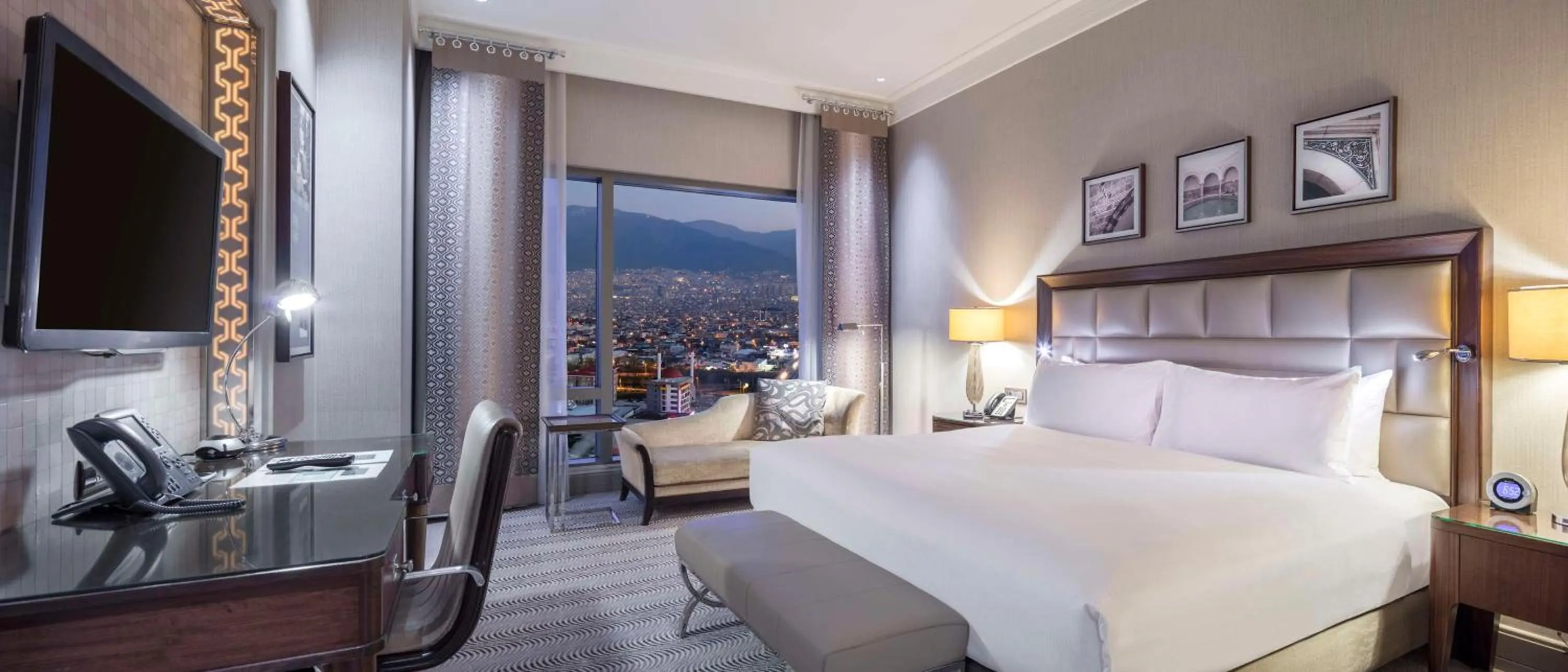 Queen Room in Hilton Bursa Convention Center & Spa