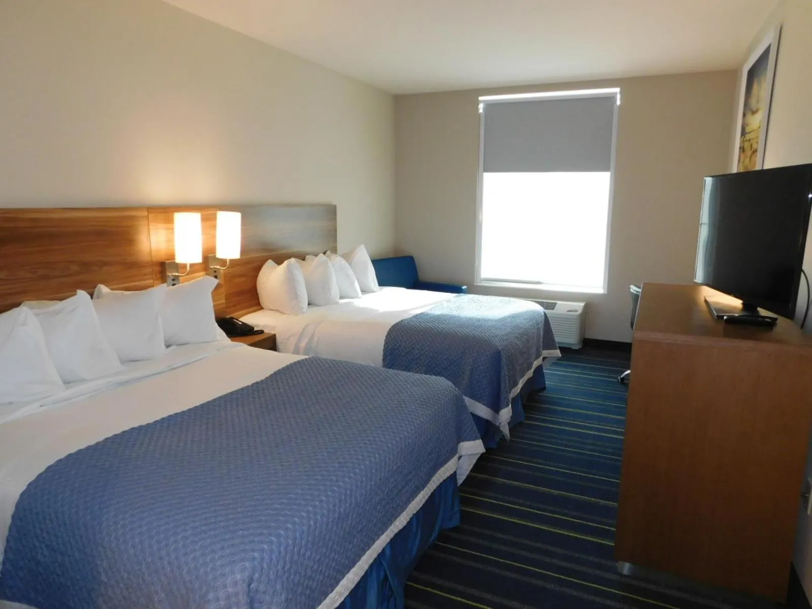 Queen Room with Two Queen Beds - Non-Smoking in Days Inn & Suites by Wyndham Kearney NE