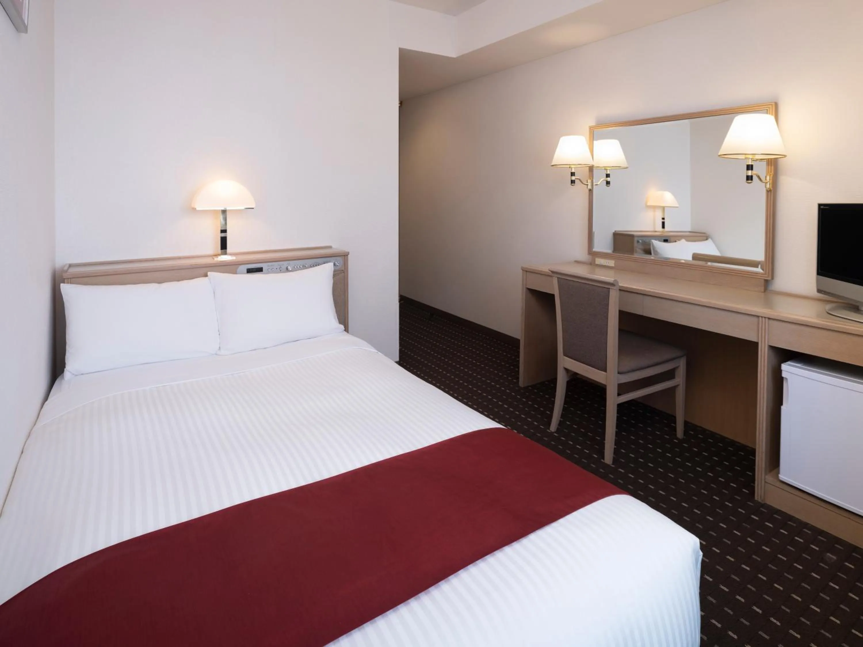 Standard Semi-double Room -Smoking in Art Hotel Joetsu