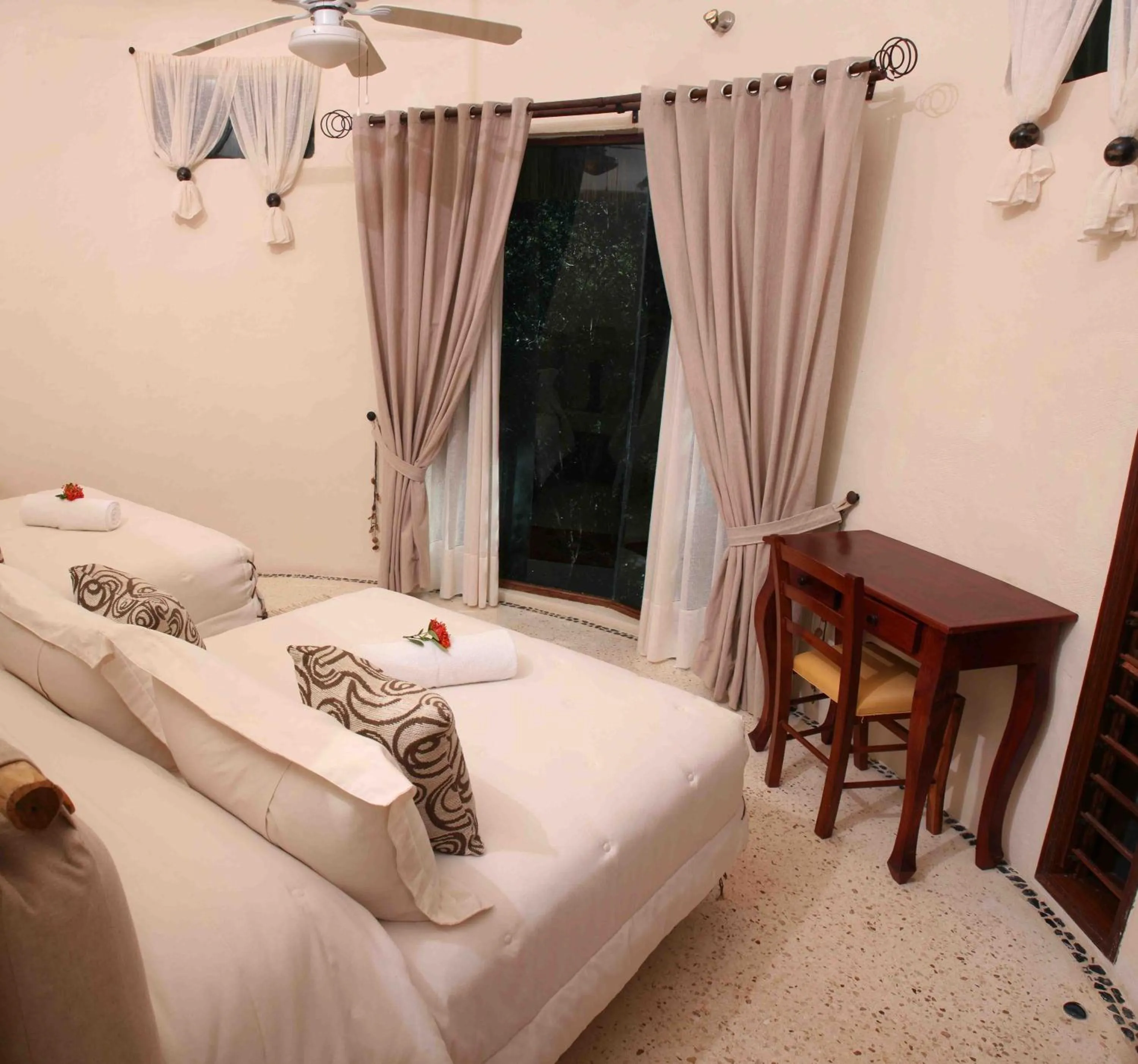 Bungalow in Hotel Okaan