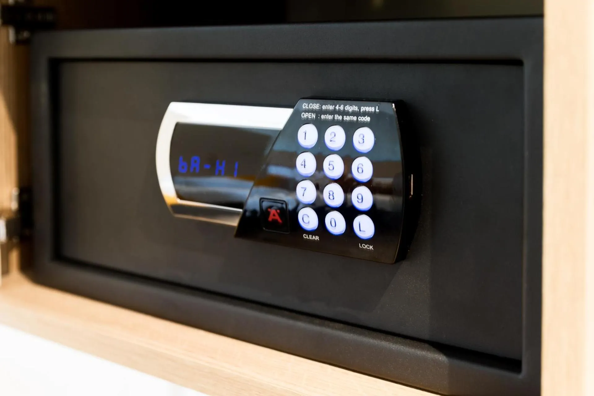 Superior Double Room in Holiday Inn - the niu, Franz Vienna by IHG