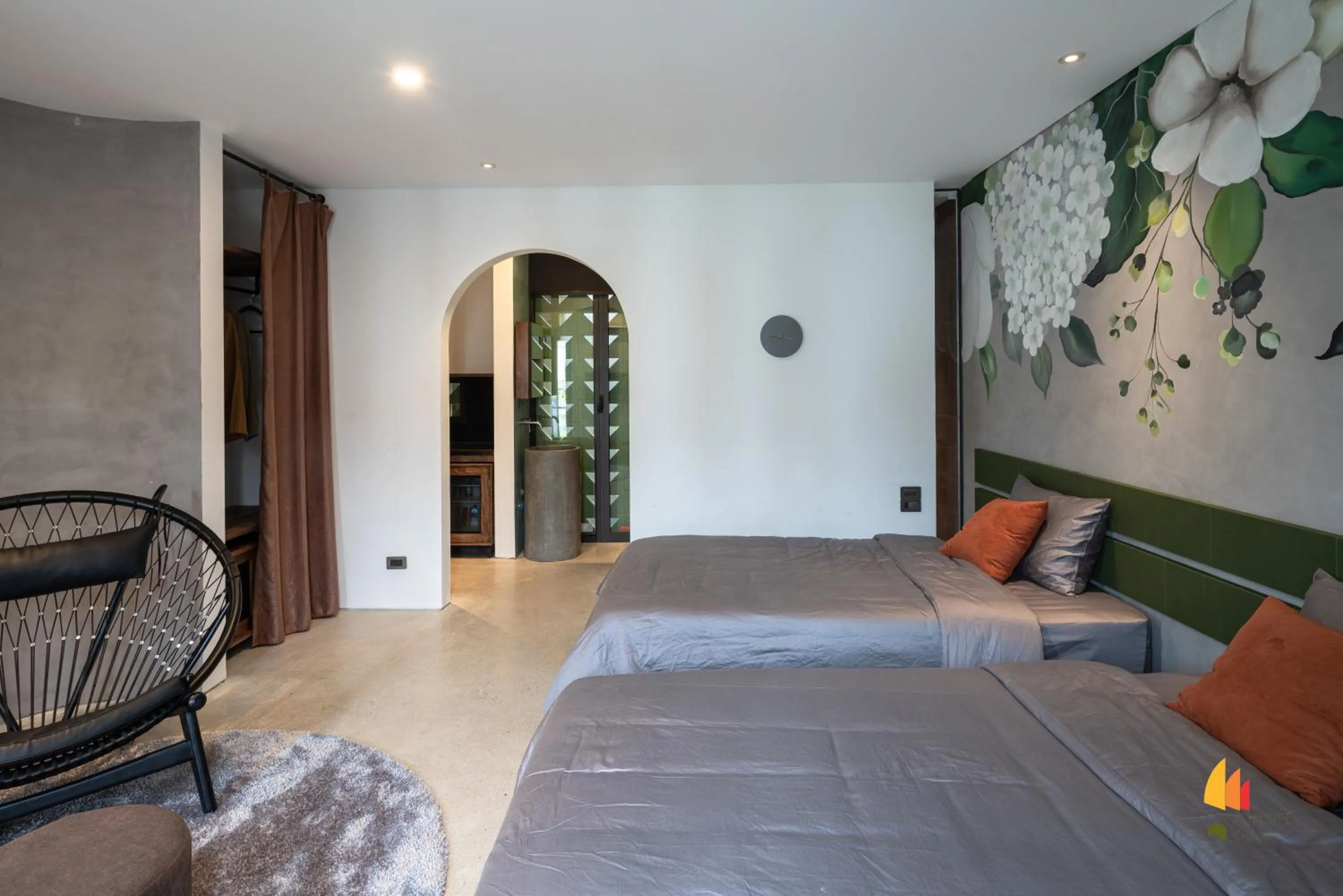 Deluxe Double or Twin Room with Balcony in Deja Vu House Ha Long