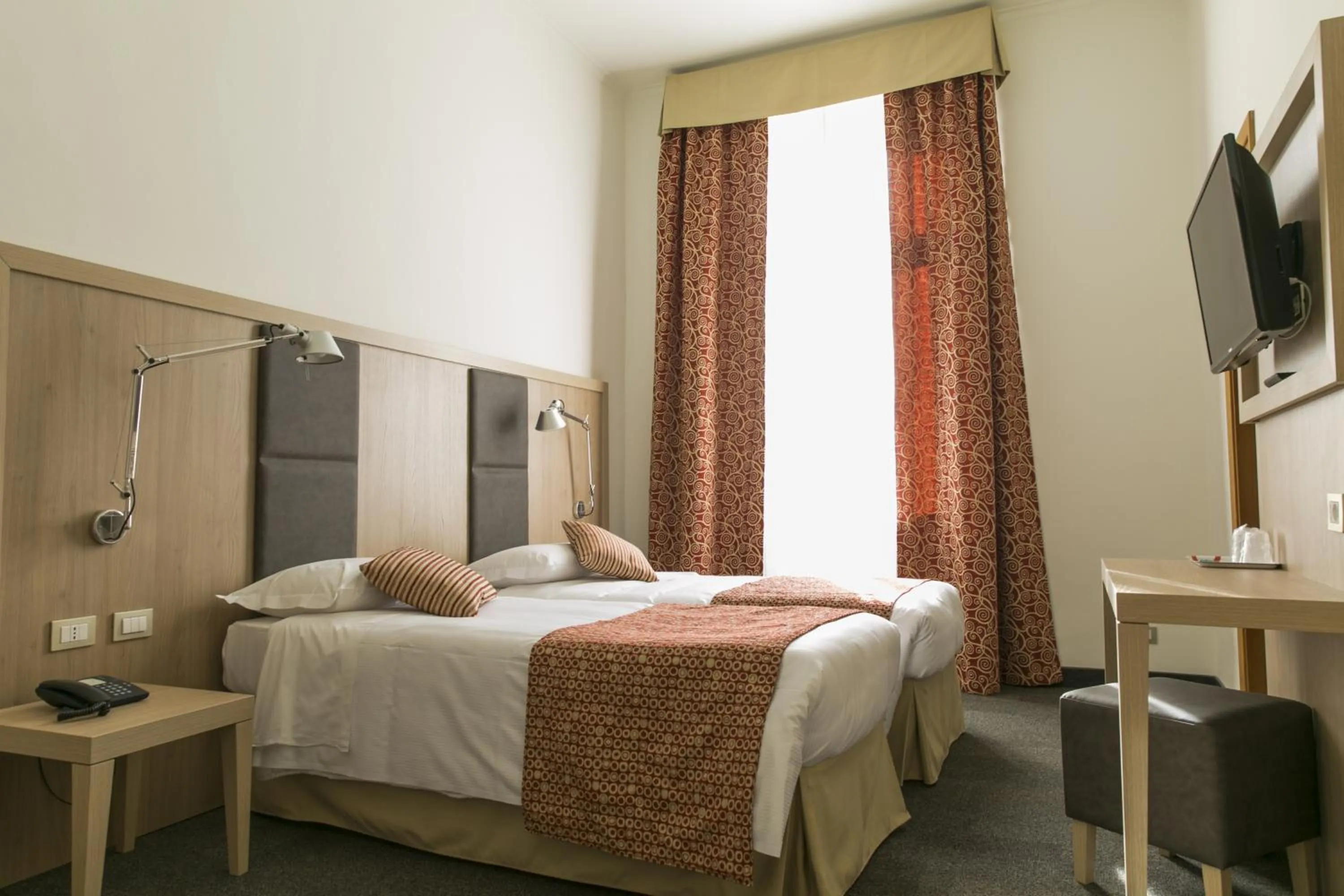 Double or Twin Room in Hotel Casa Valdese Roma