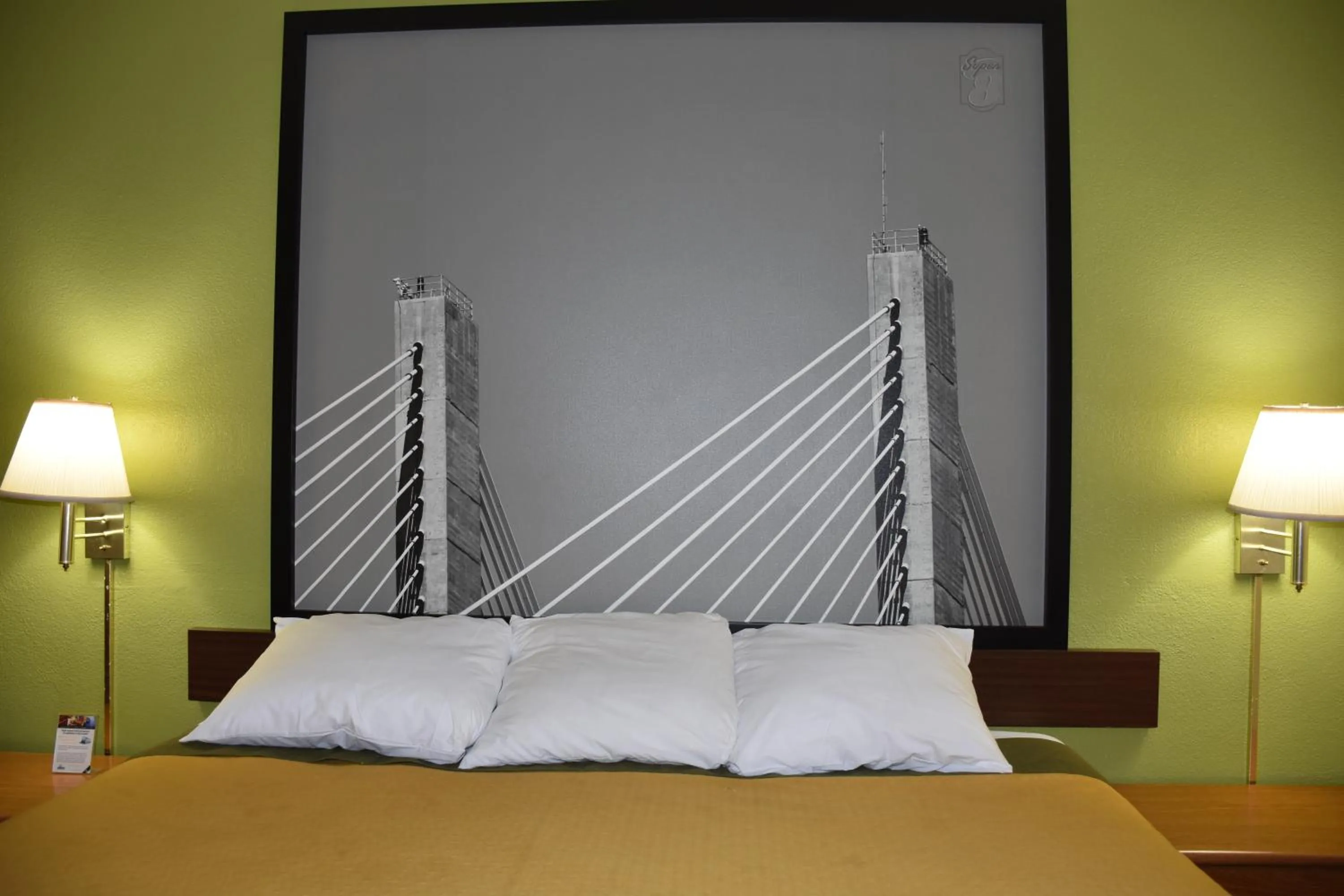 King Room - Non-Smoking in Super 8 by Wyndham Tifton