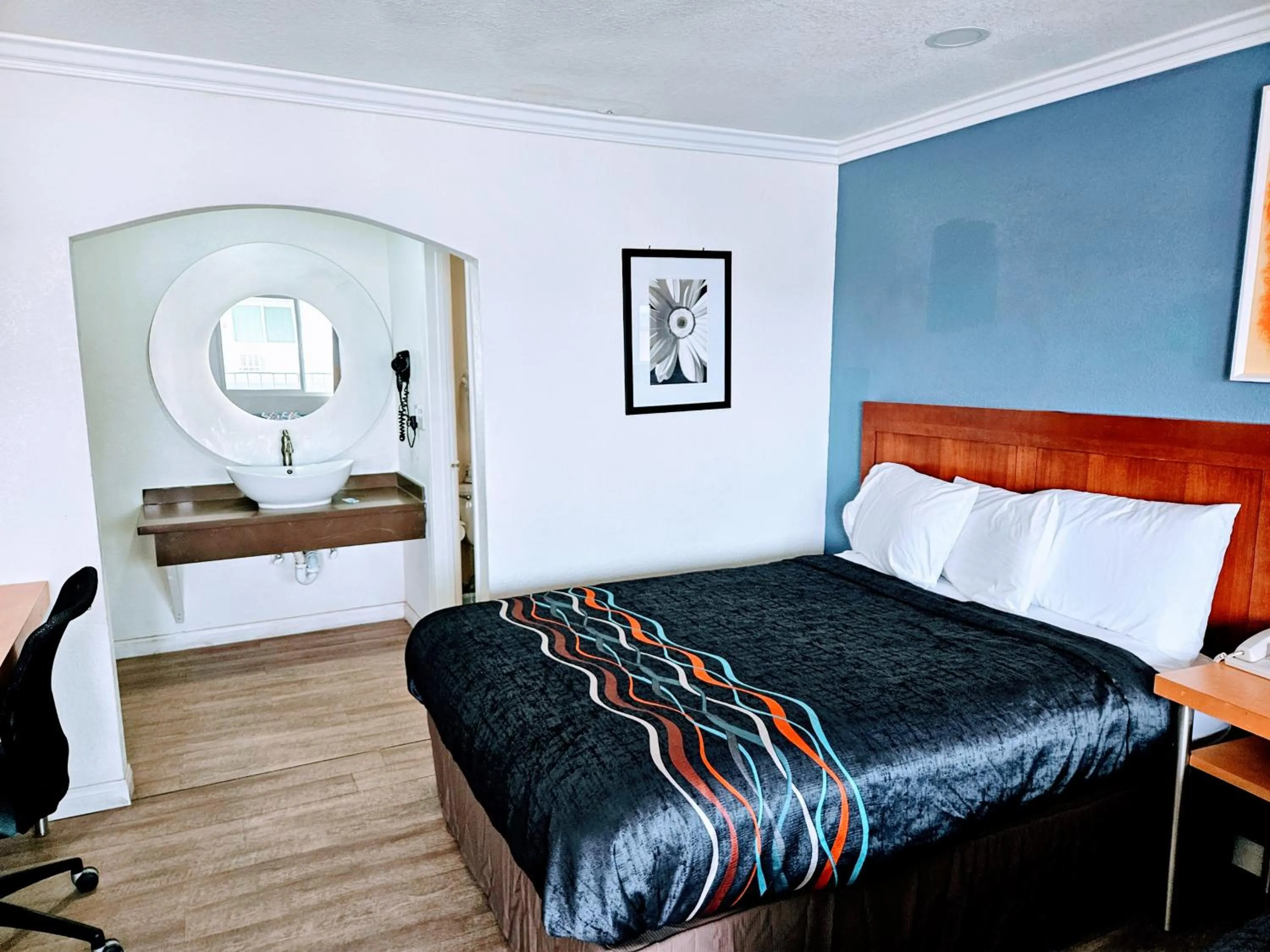 Standard King Room - Non Smoking in Hotel Ridgecrest An Extended Stay Studio